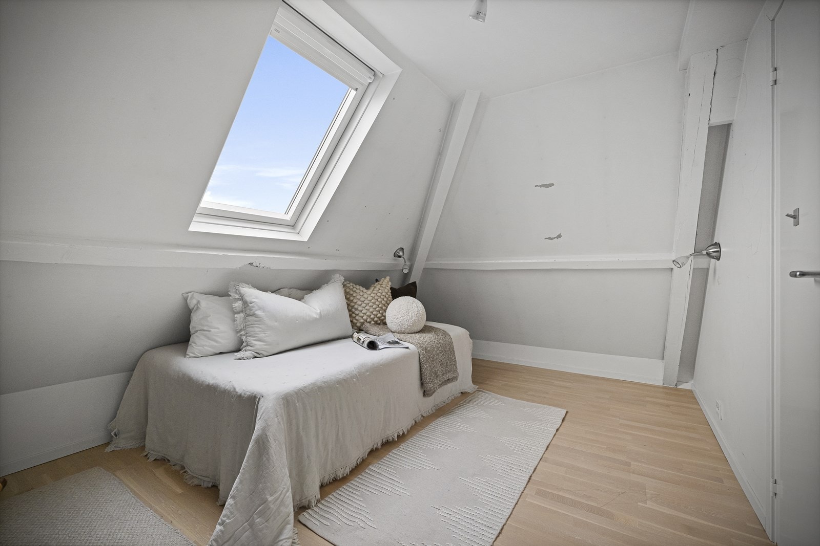 Loftsrom (ikke godkjent som oppholdsrom) Galleribilde