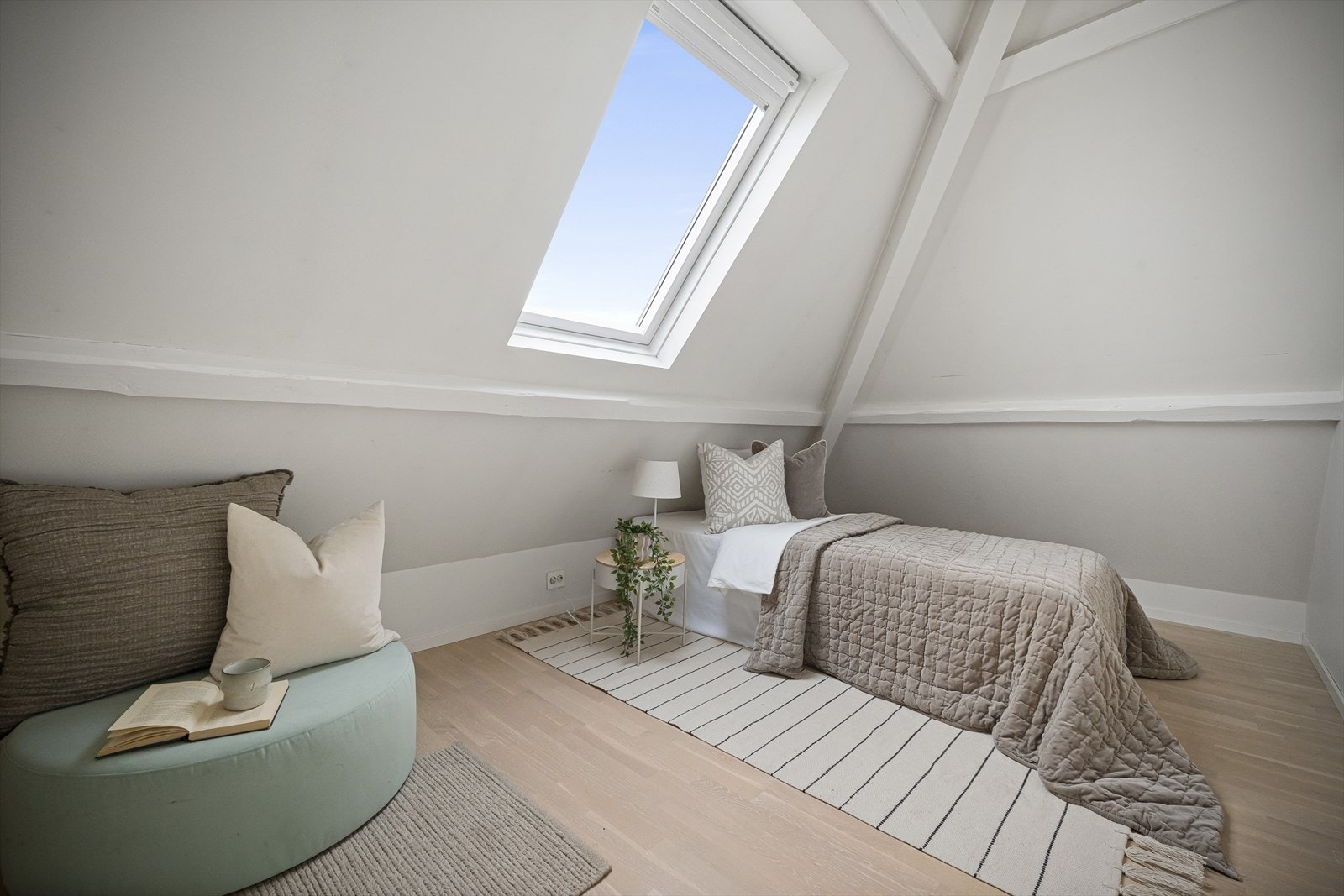 Loftsrom (ikke godkjent som oppholdsrom) Galleribilde