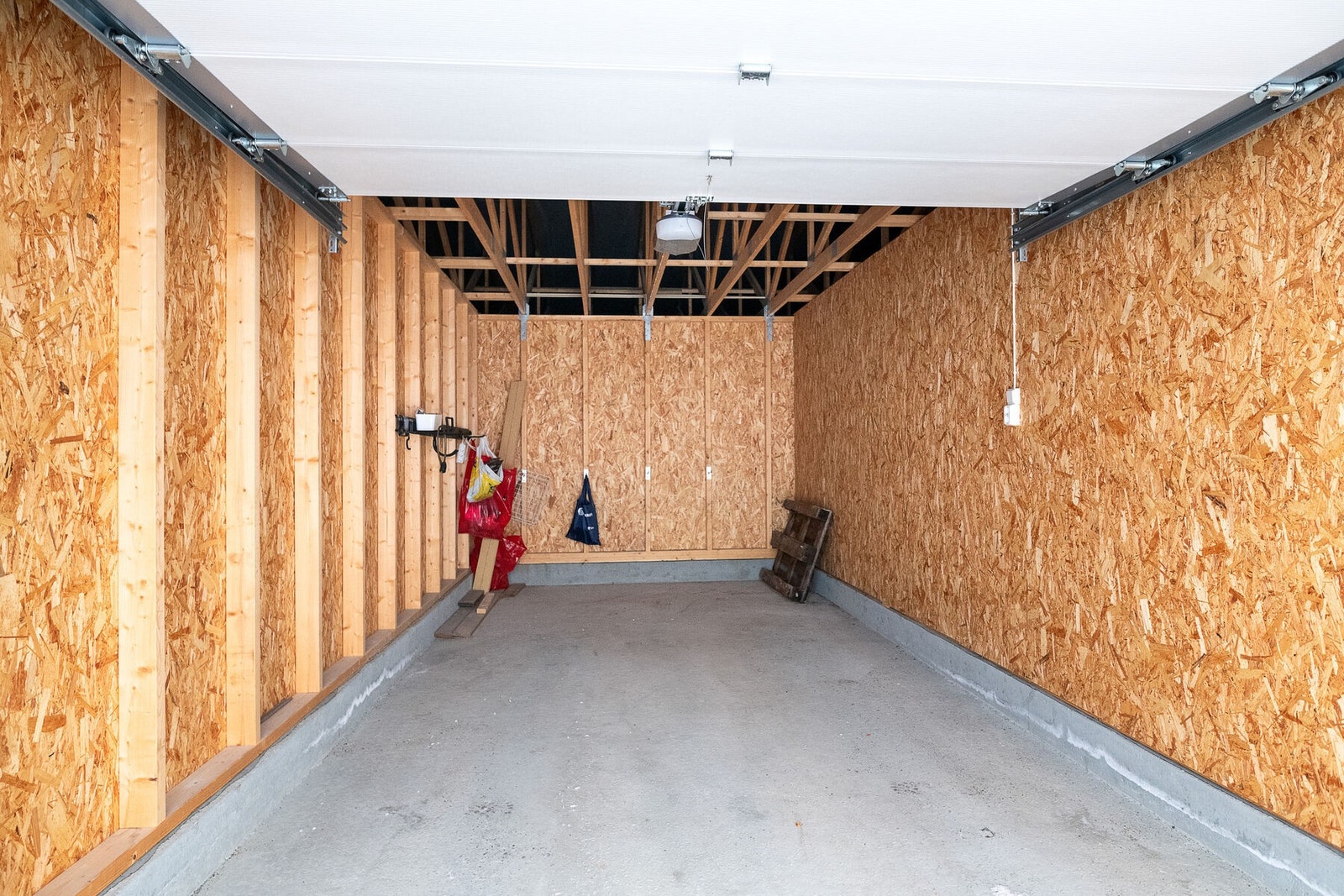 Garasjen innvendig. Galleribilde