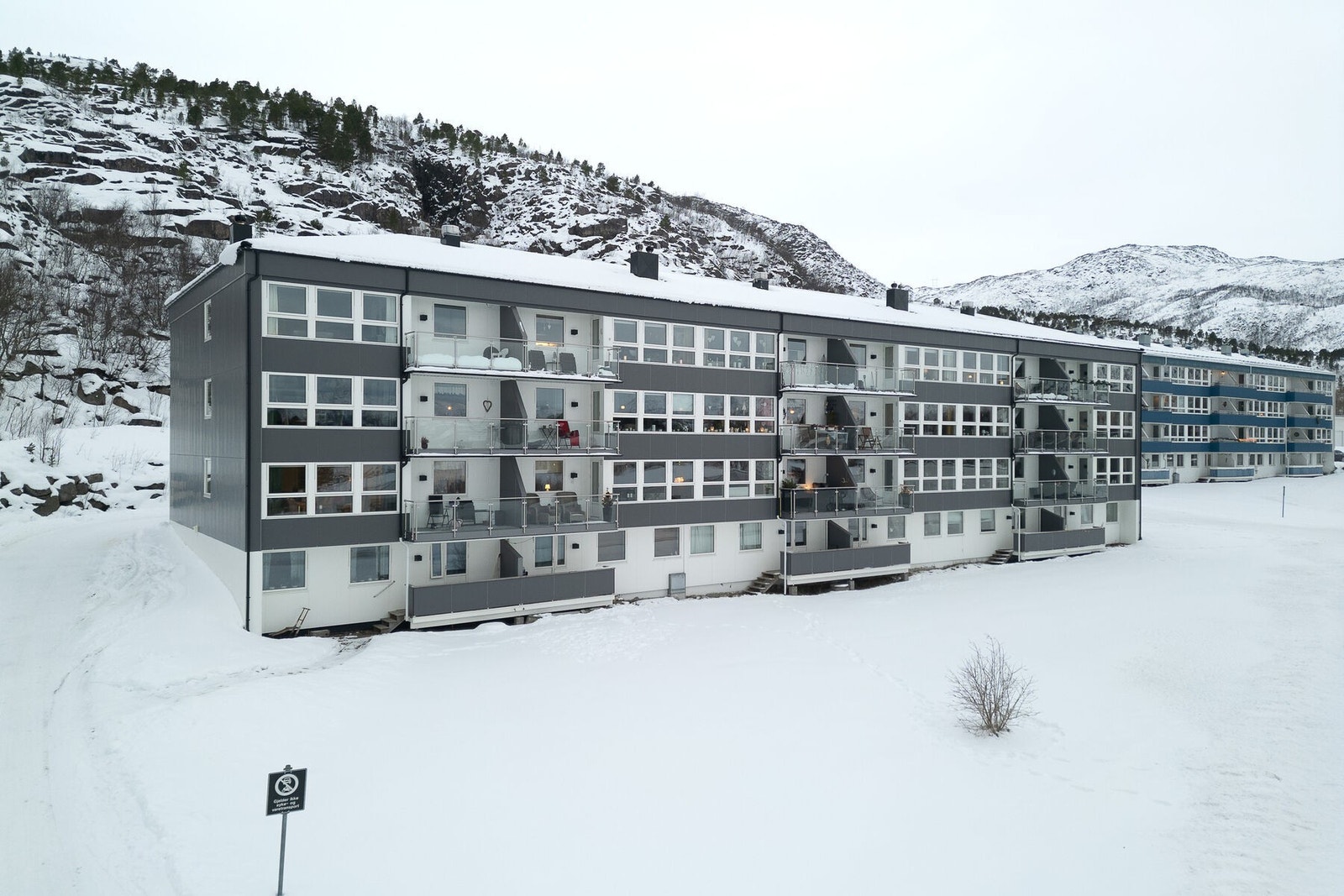 Fasade borettslaget. Galleribilde