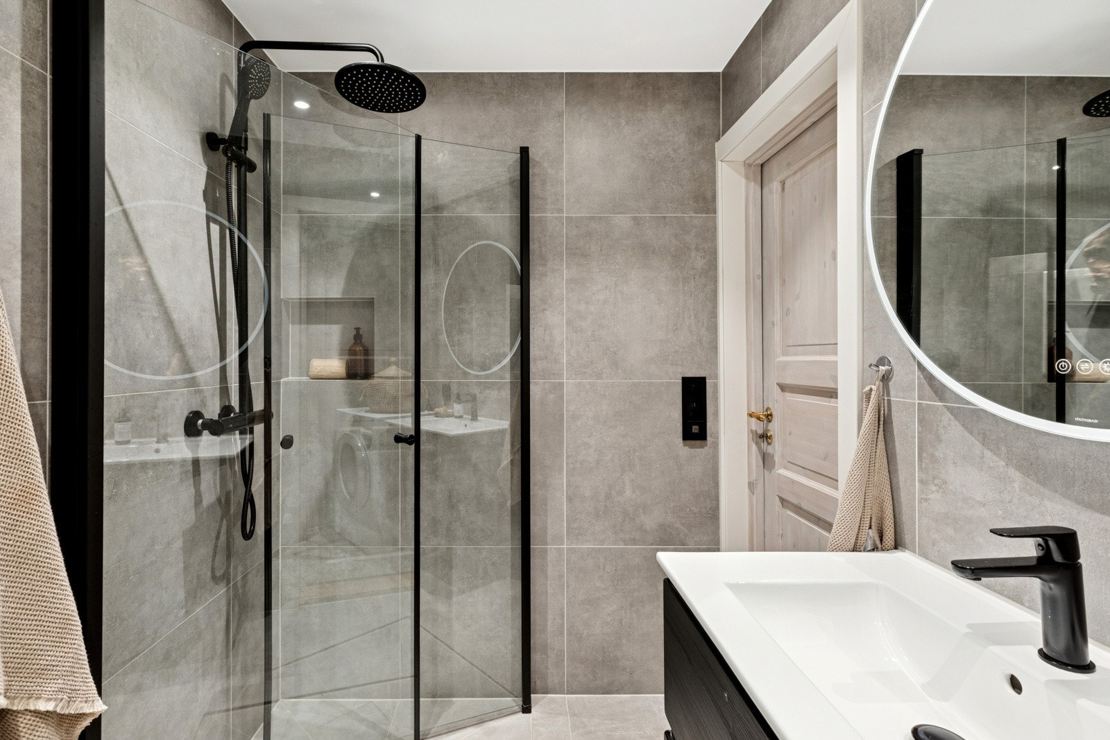 Meget pent bad som ble totaloppusset i 2022 Galleribilde