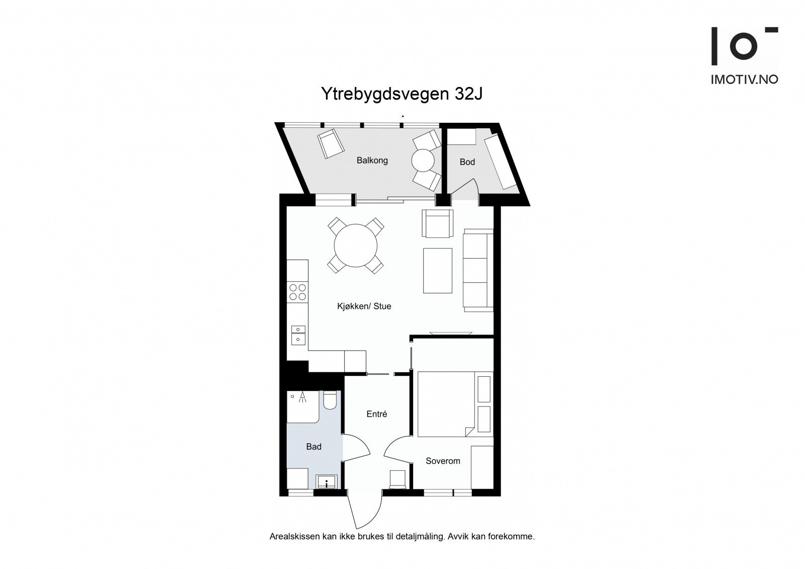 Leiligheten har følgende innredning: Entré, bad/vaskerom, soverom, stue/kjøkken, innvendig bod og innglasset balkong/sommerstue. Galleribilde