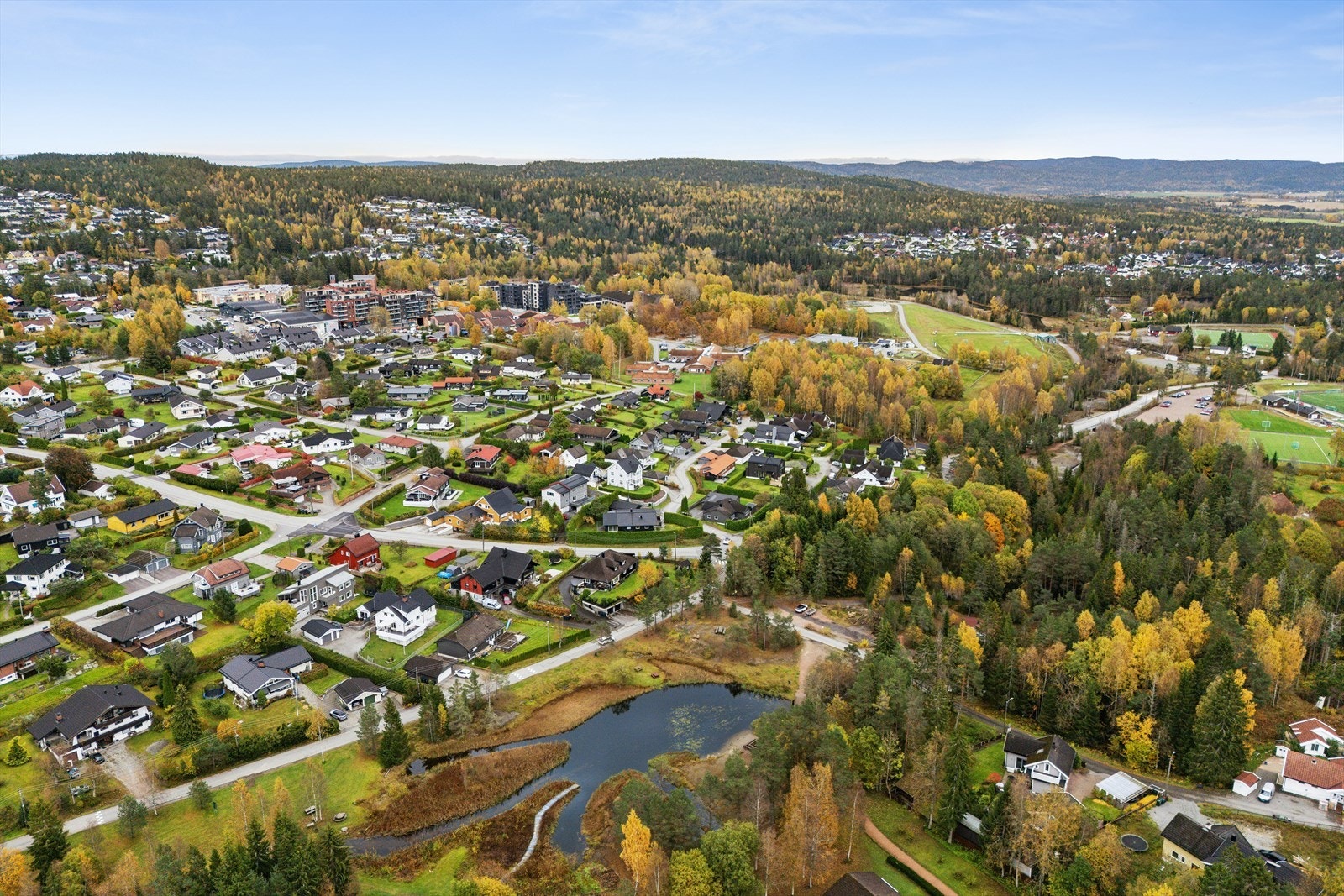 Boligen ligger i et flott og attraktivt boligområde på Konnerud i Drammen Galleribilde