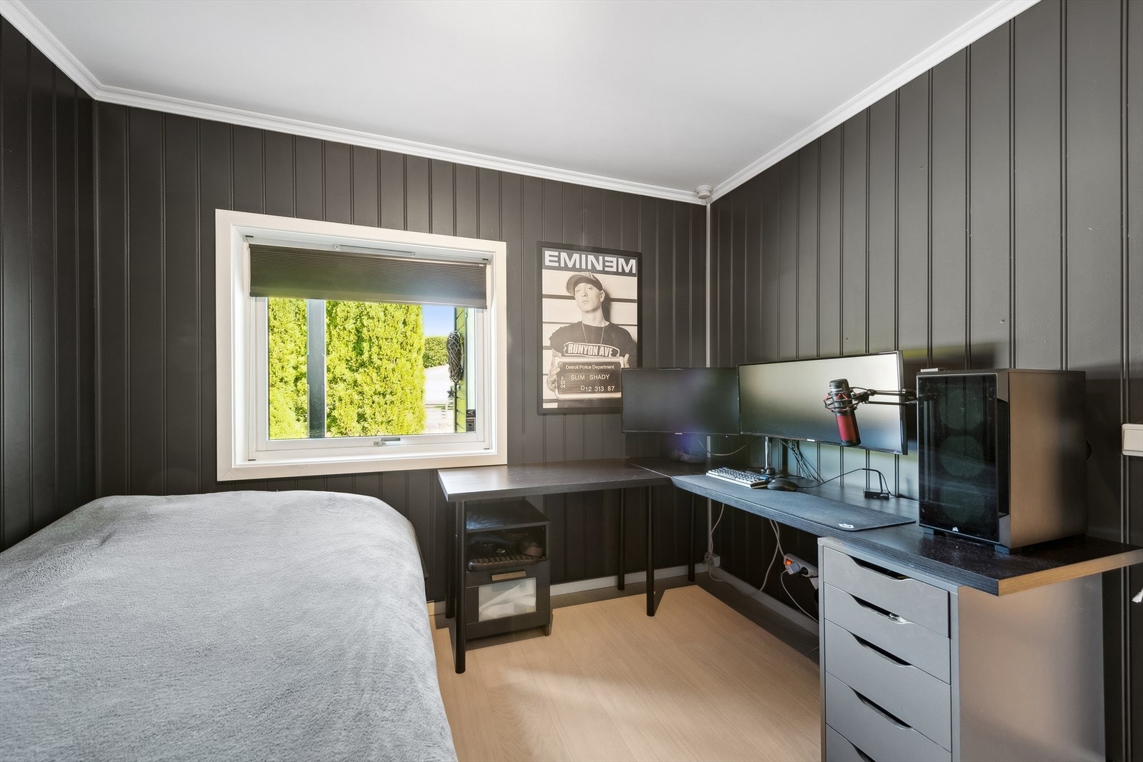 Alle soverommene er malt i moderne farger. Galleribilde