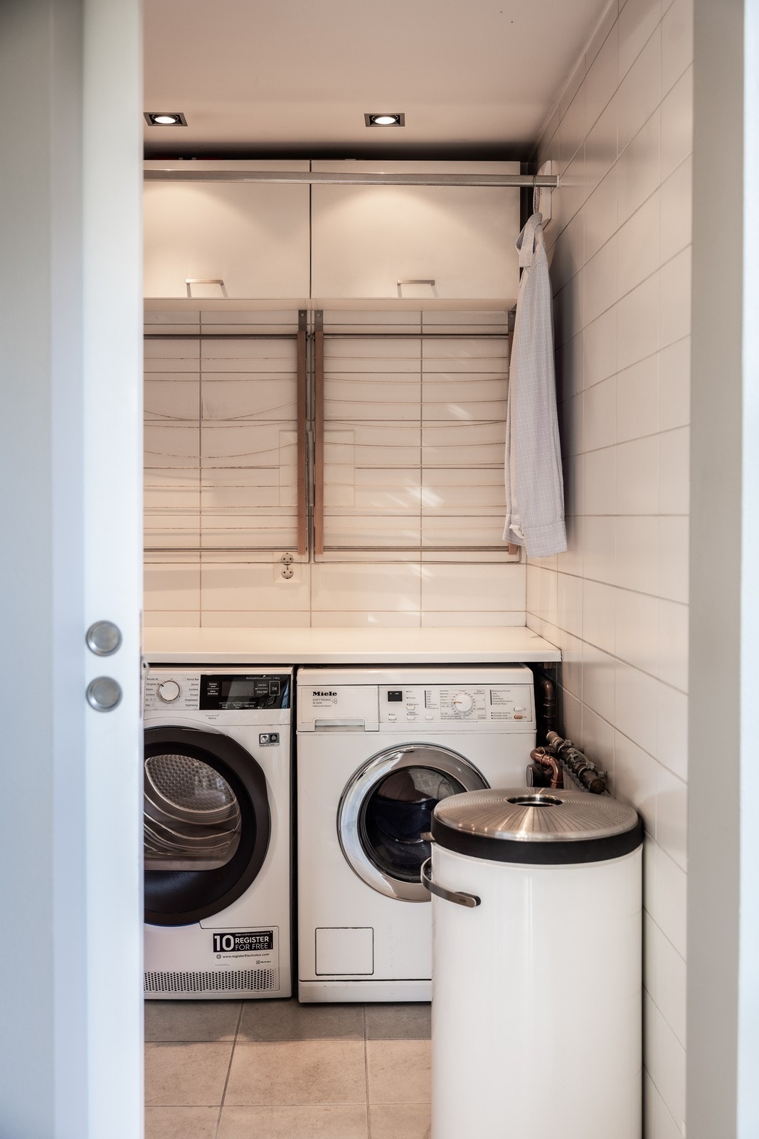 Vaskerom med bad/WC tilstøtende kjøkken Galleribilde