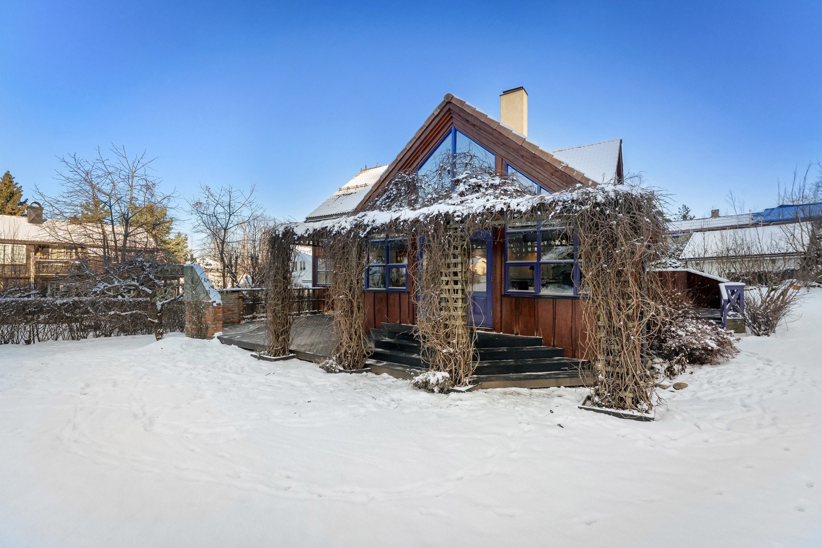 Dette er en stor, spennende og innholdsrik enebolig med utleiedel. Galleribilde