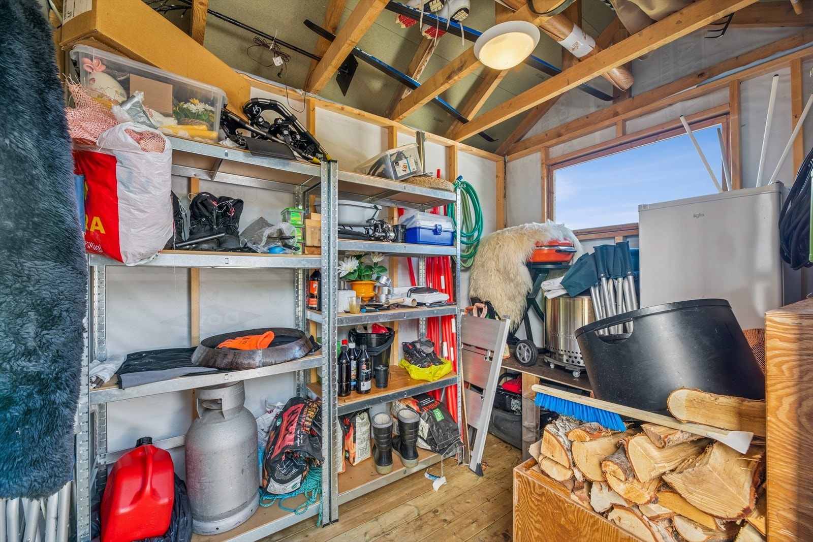 Utebod på ca. 6 kvm. Galleribilde