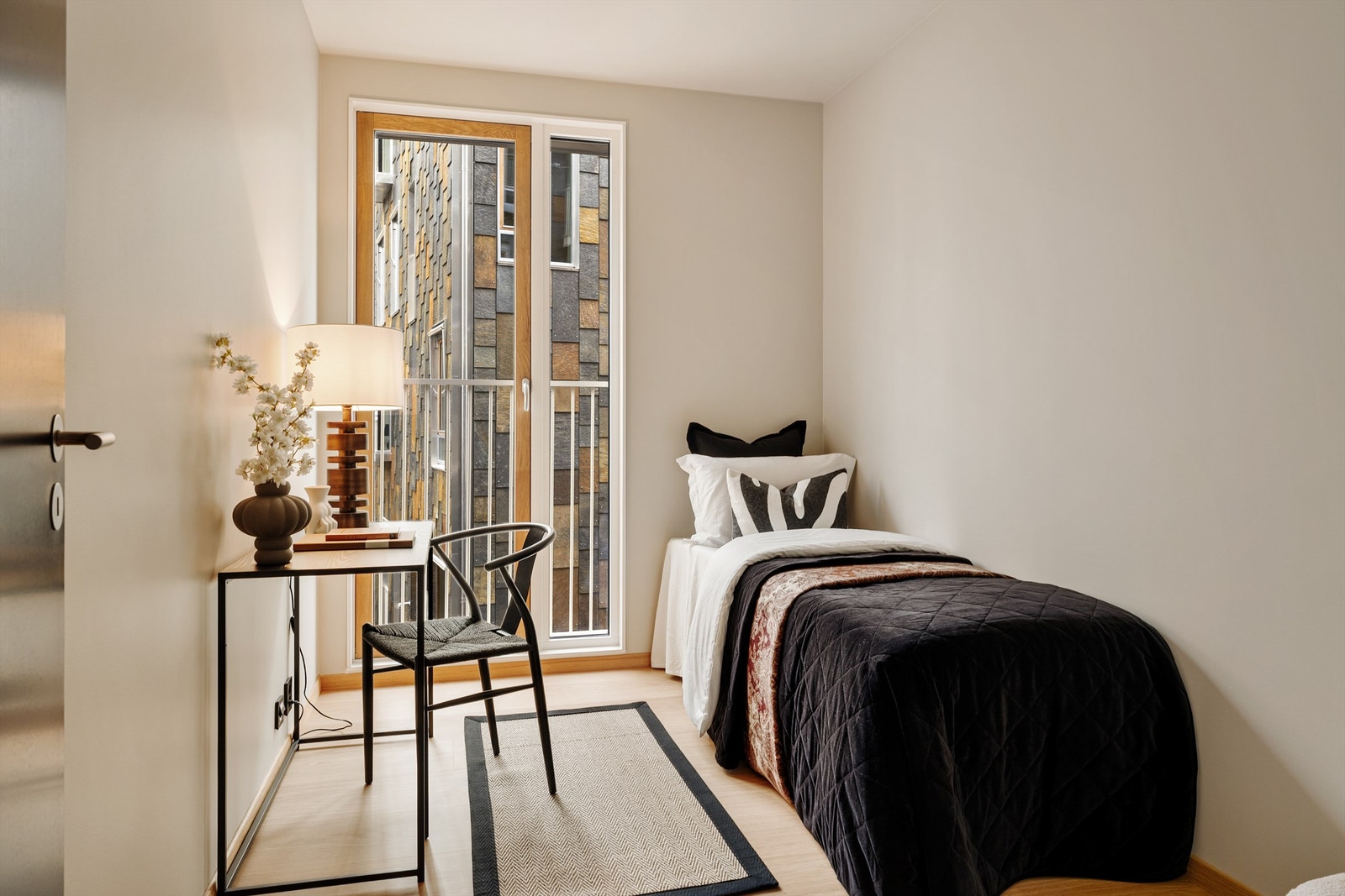 Soverom 2 fungerer godt som gjesterom eller kontor. Galleribilde