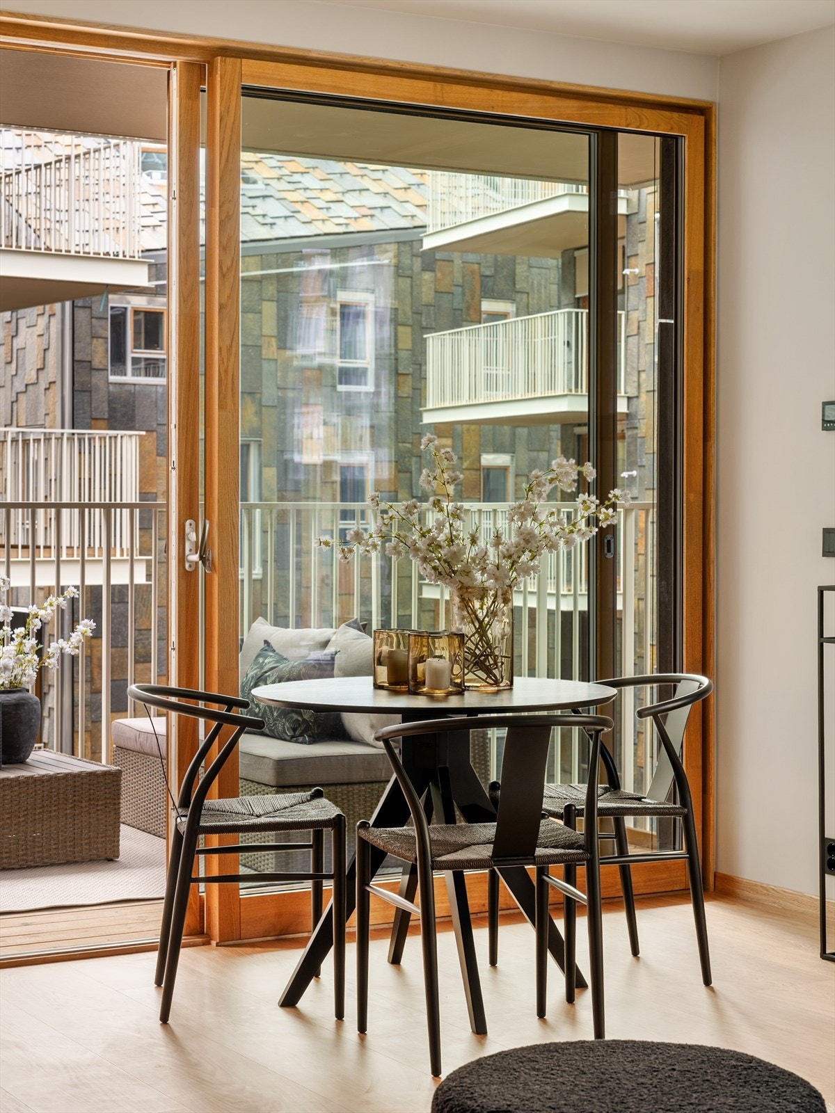 Plass til spisebord i stuen. Galleribilde