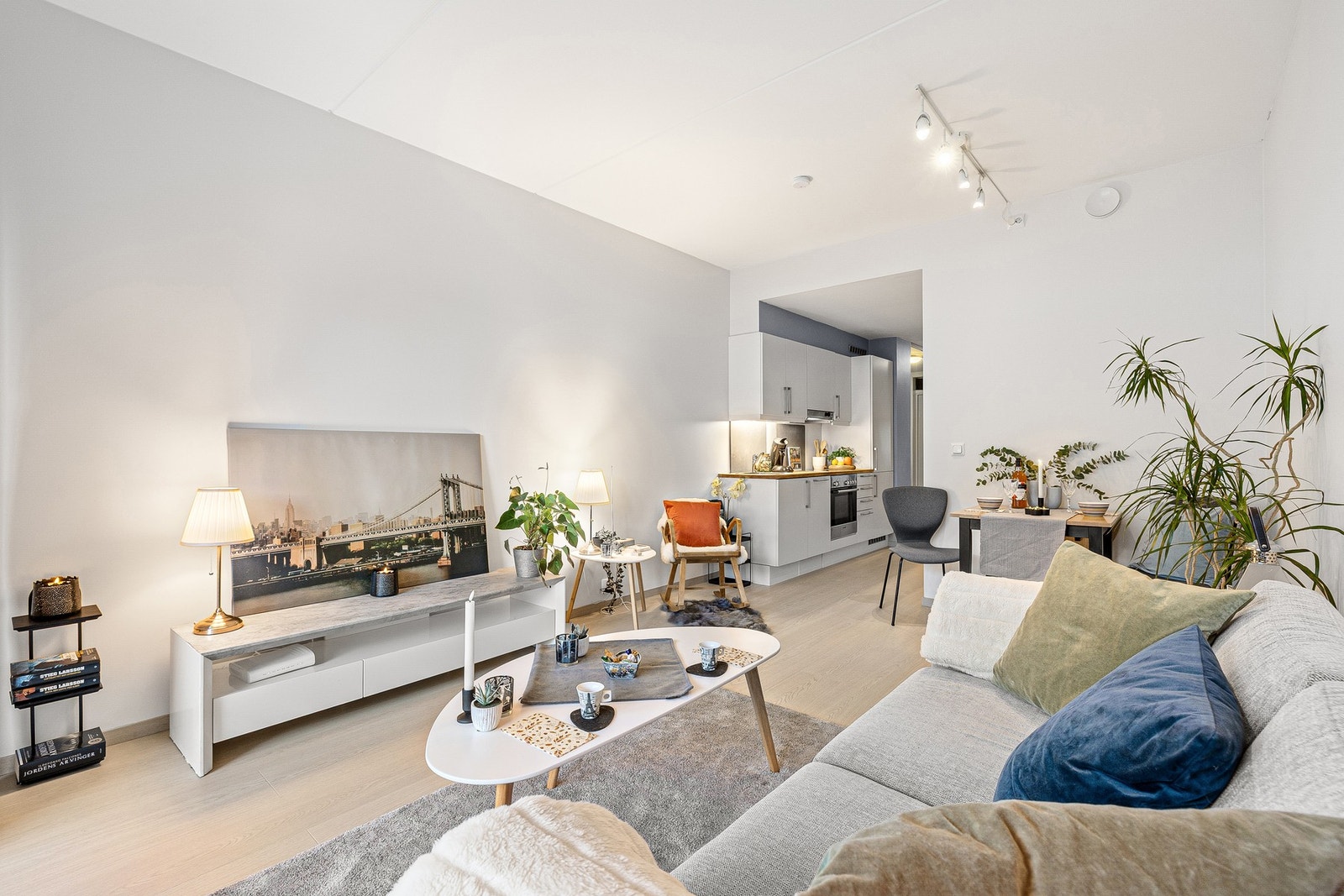 Lave felleskostnader på kr 1.775,- som dekker bl.a. TV og internett Galleribilde