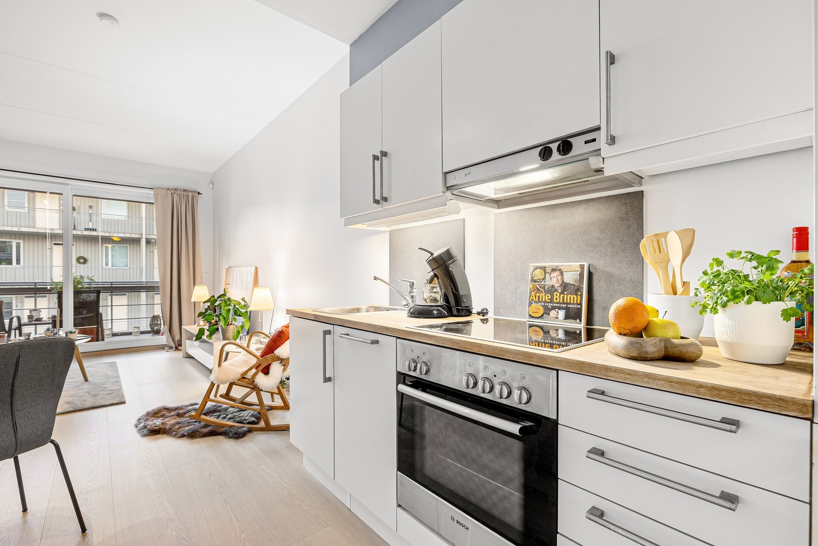 Tidløst kjøkken med tilstandsgrad 1 av takstmann Galleribilde