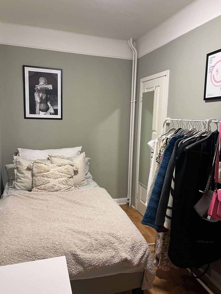 Soverom m/balkong - ca.8kvm Galleribilde