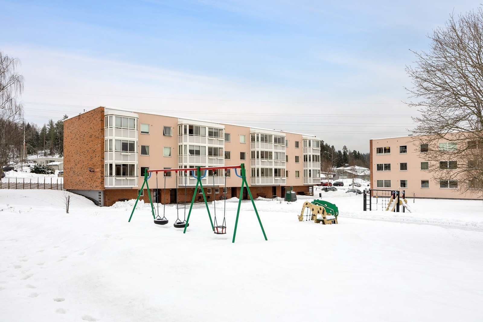 Innglasset balkong fra 2003-2005 gir ekstra isolasjon og komfort. Galleribilde