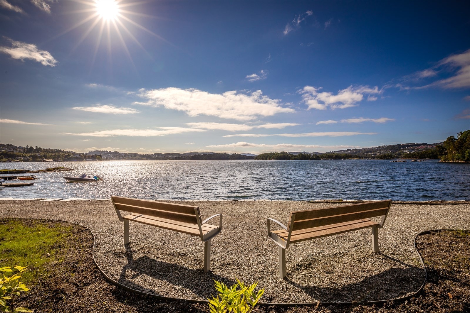 På finværsdager byr området på flere vakre uteområder hvor sol og natur kan nytes. Galleribilde