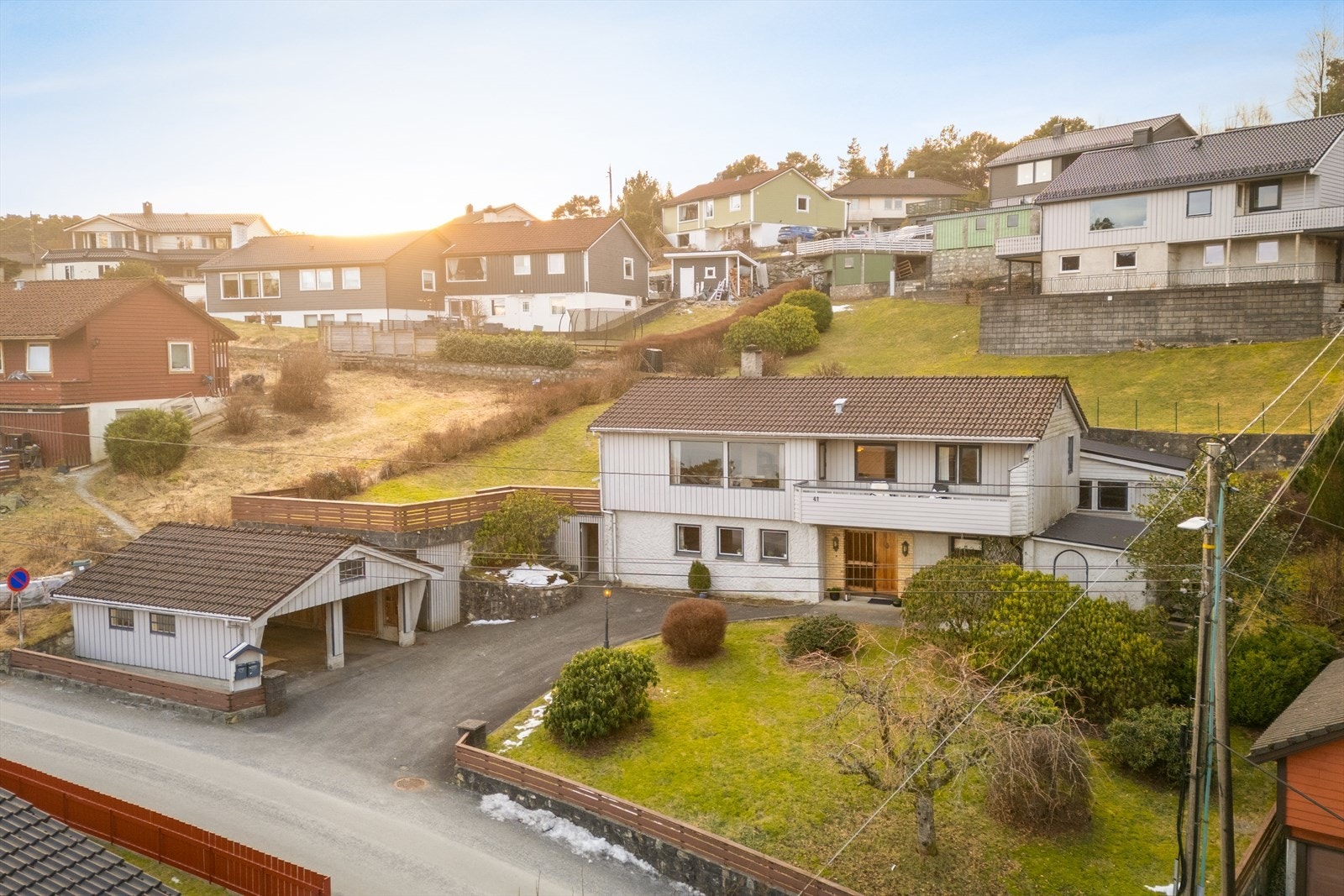 Aktiv eiendomsmegling v/ Fredrik Vatle har gleden av å presentere Sætrefjellet 41. Fotograf - Stian Inderhaug. Galleribilde