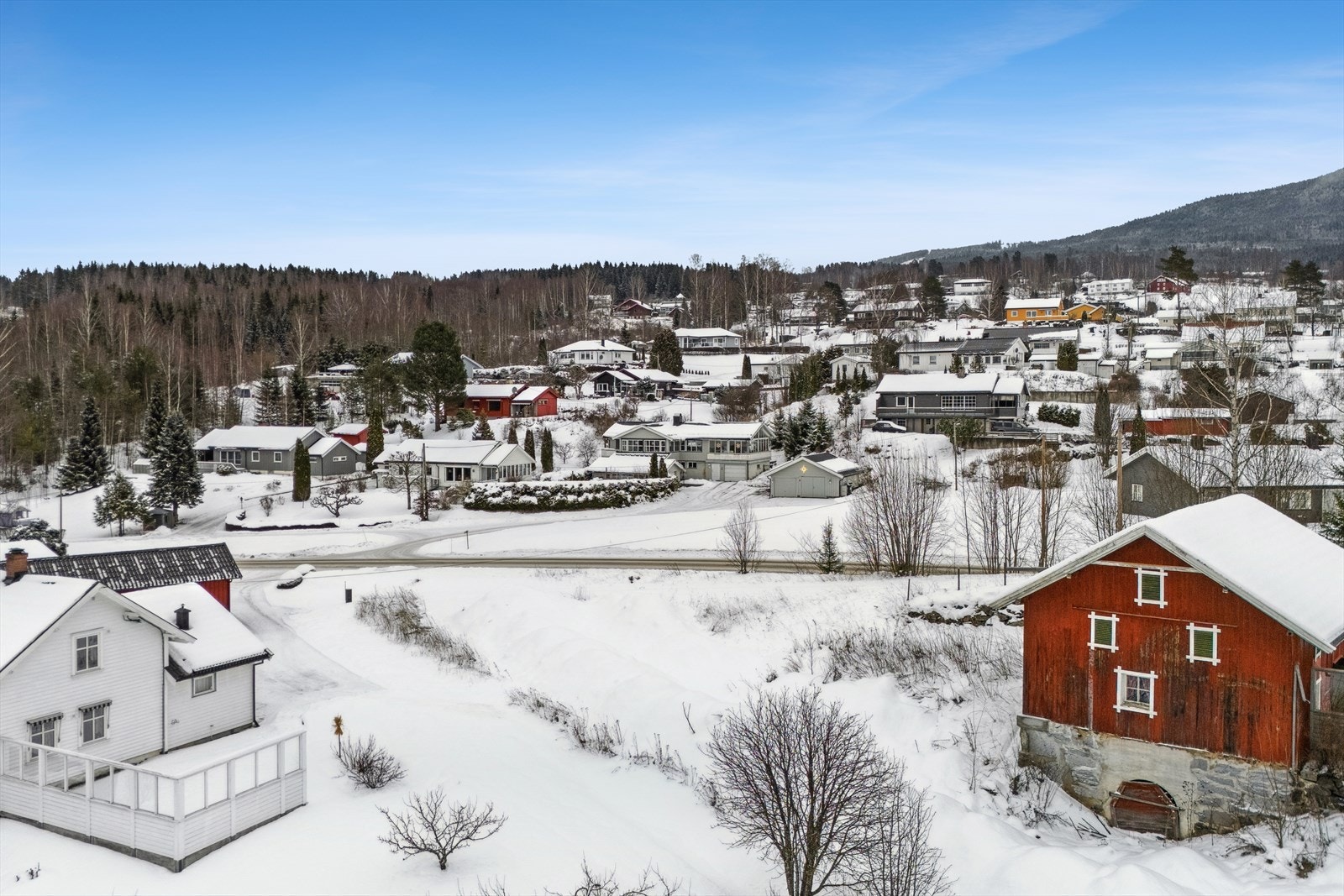 Attraktiv beliggenhet og enkel adkomst. Galleribilde