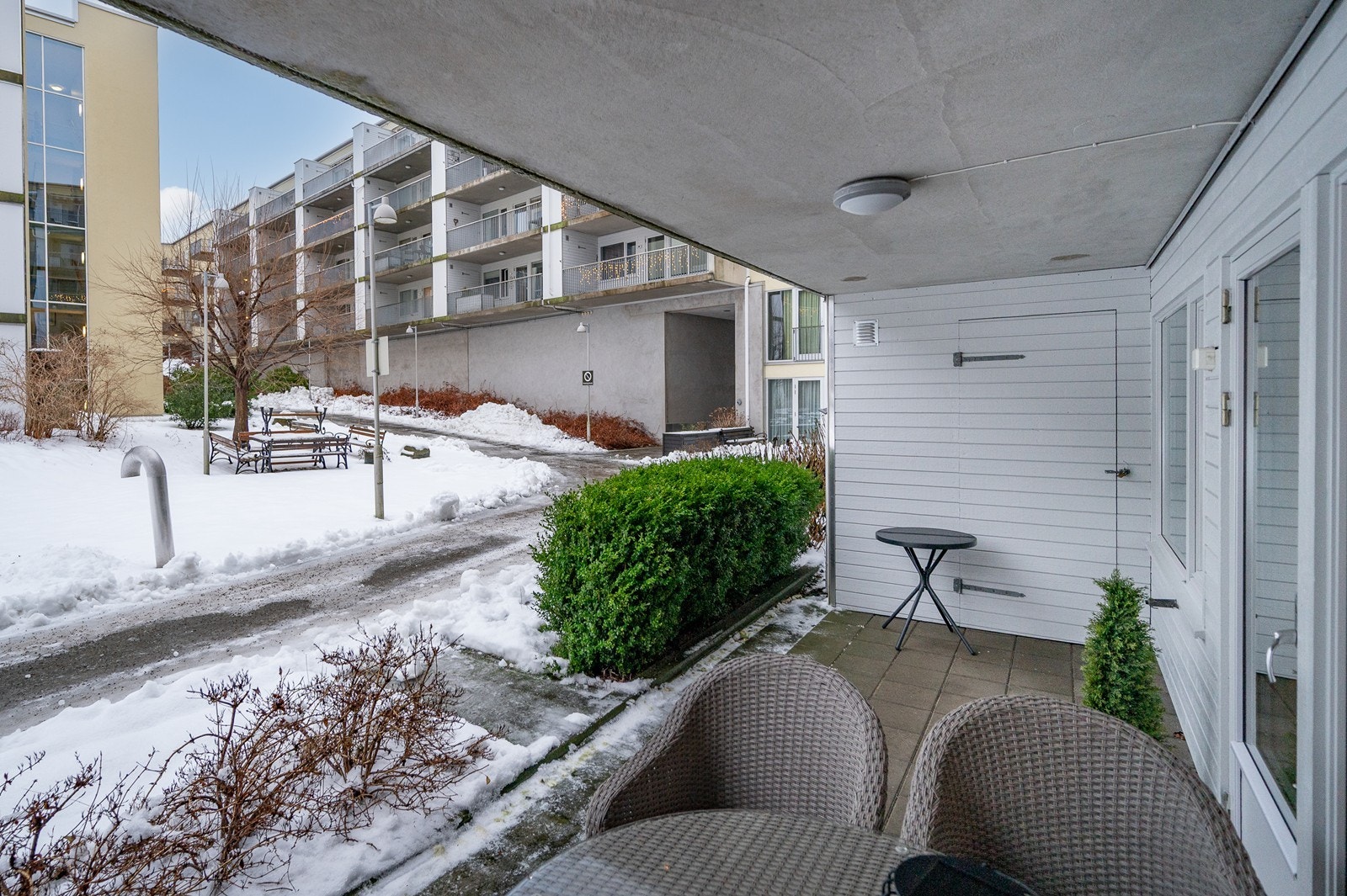 Lagring i praktisk utebod Galleribilde