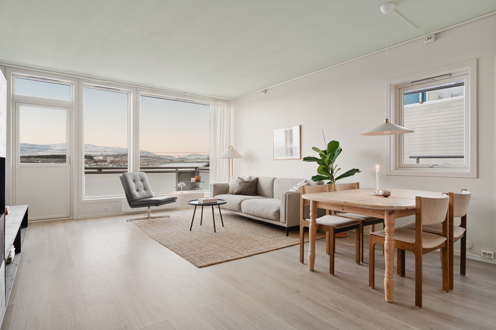 Velkommen til Siriusvegen 5B - Presentert av Anders Karlstrøm!