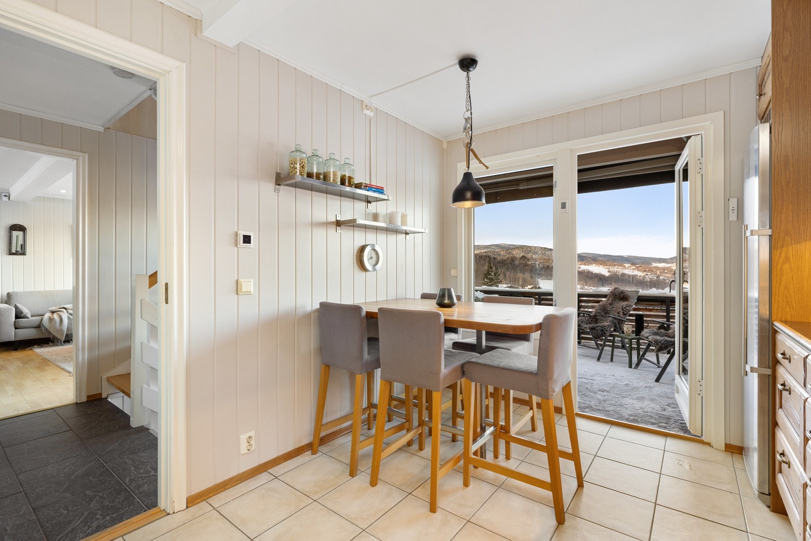 Det er god plass til frokostbord. Galleribilde