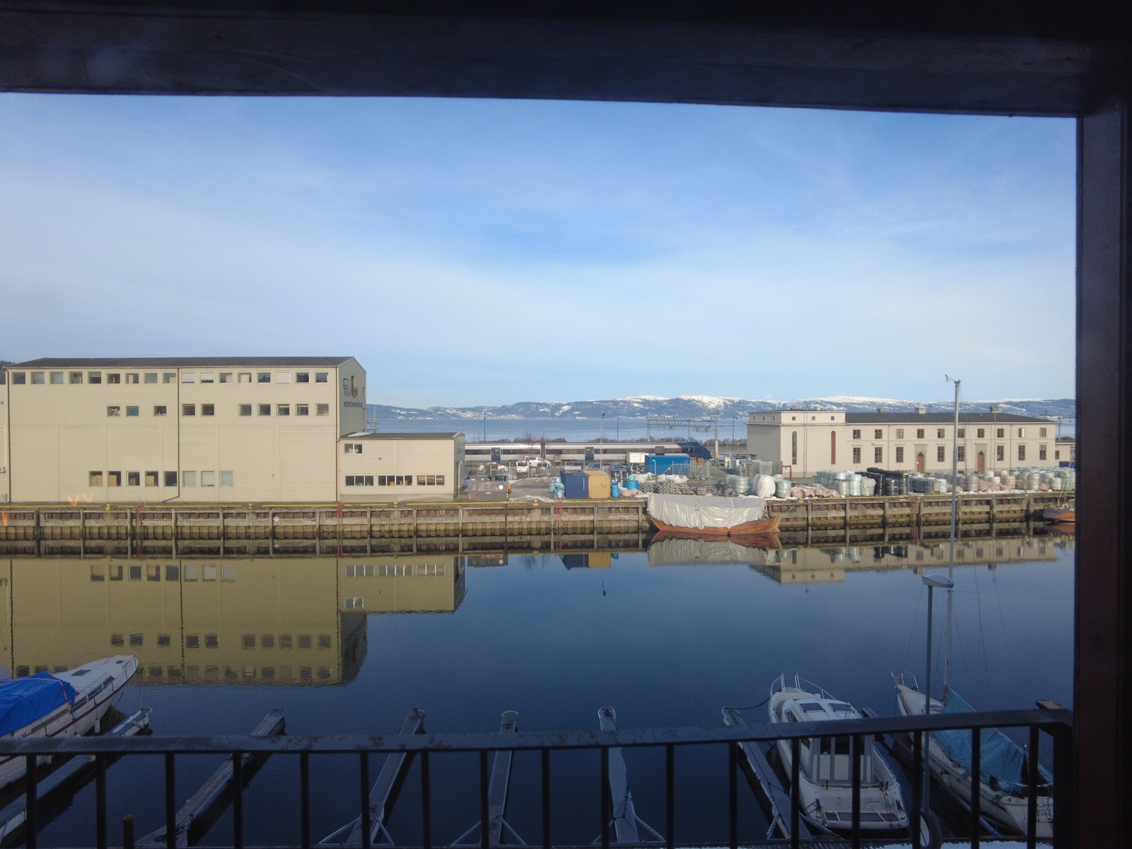 Utsikt fra felles stue. Galleribilde