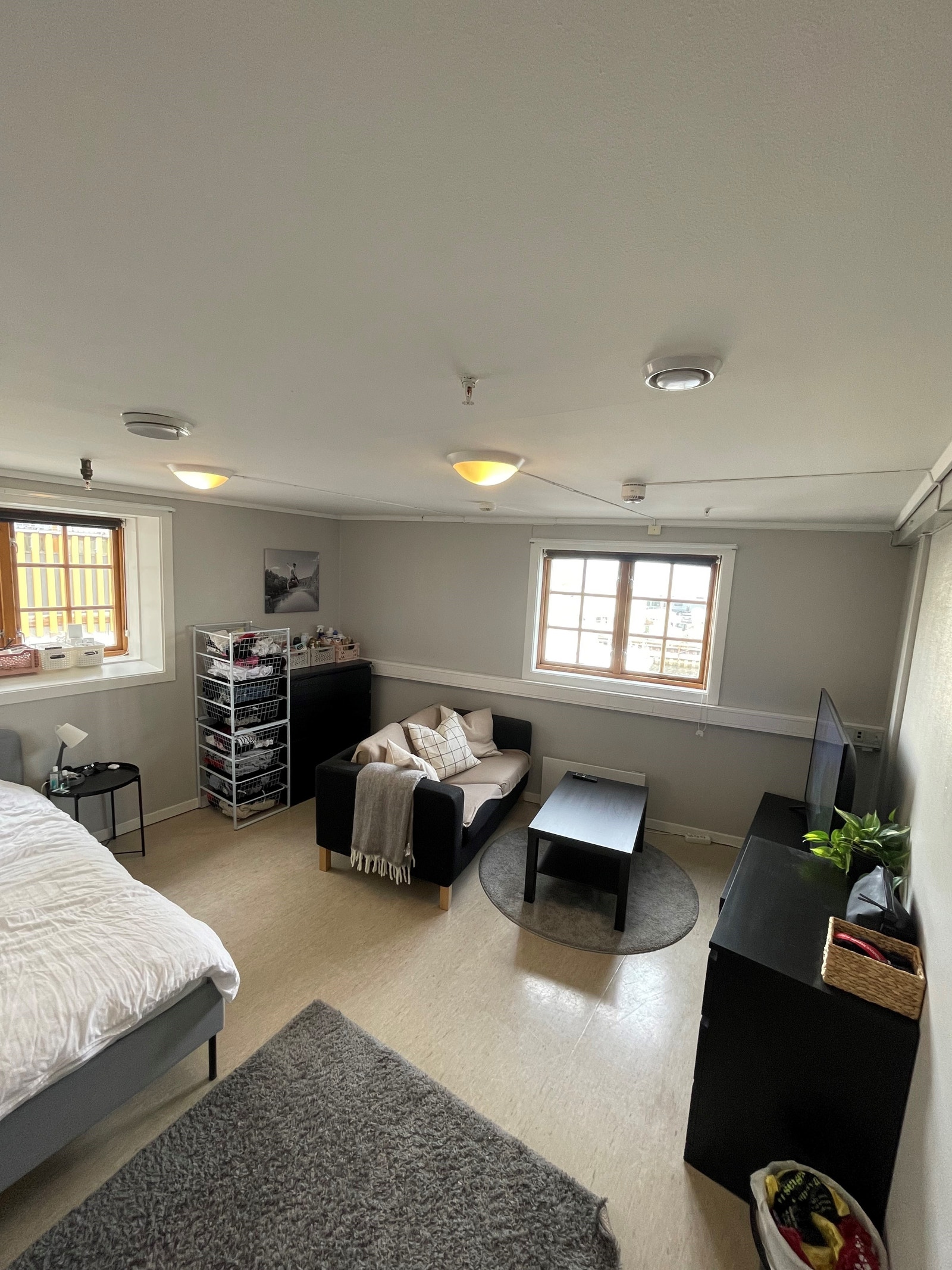 Hybel nr 8,utleid Galleribilde