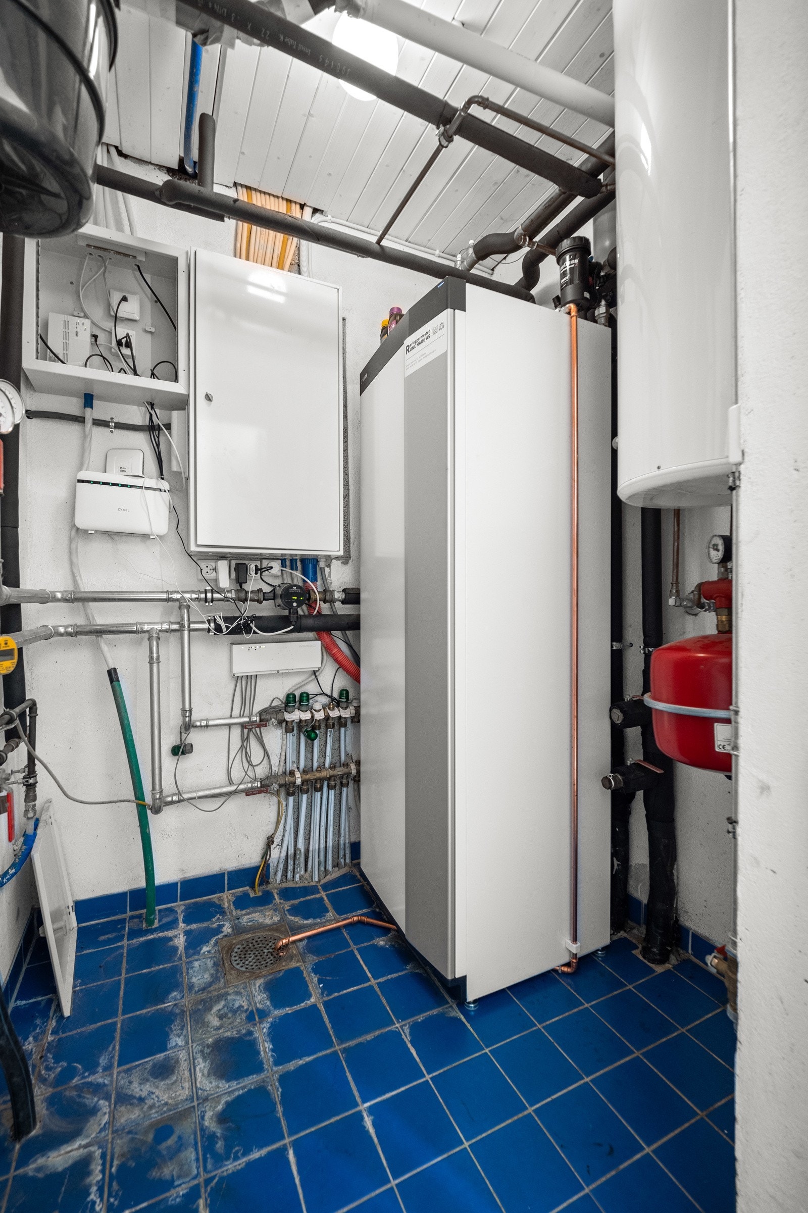 Teknisk rom i underetasjen. Galleribilde
