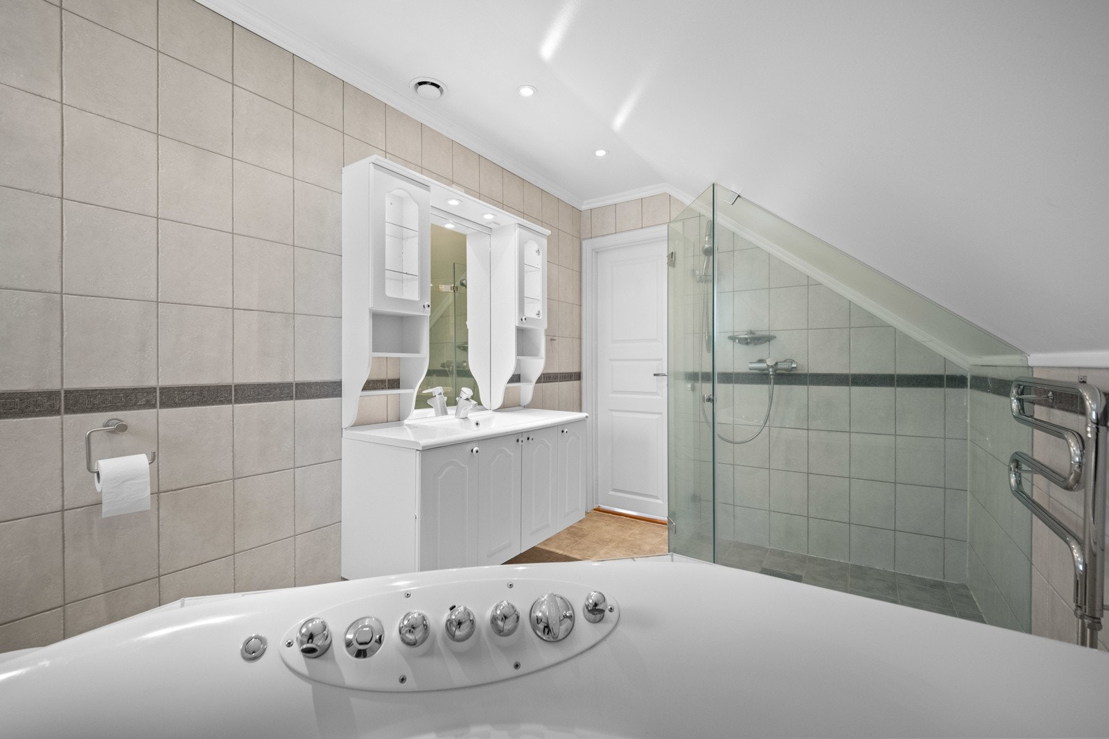 I 2.etasje har man også et delikat baderom. Galleribilde