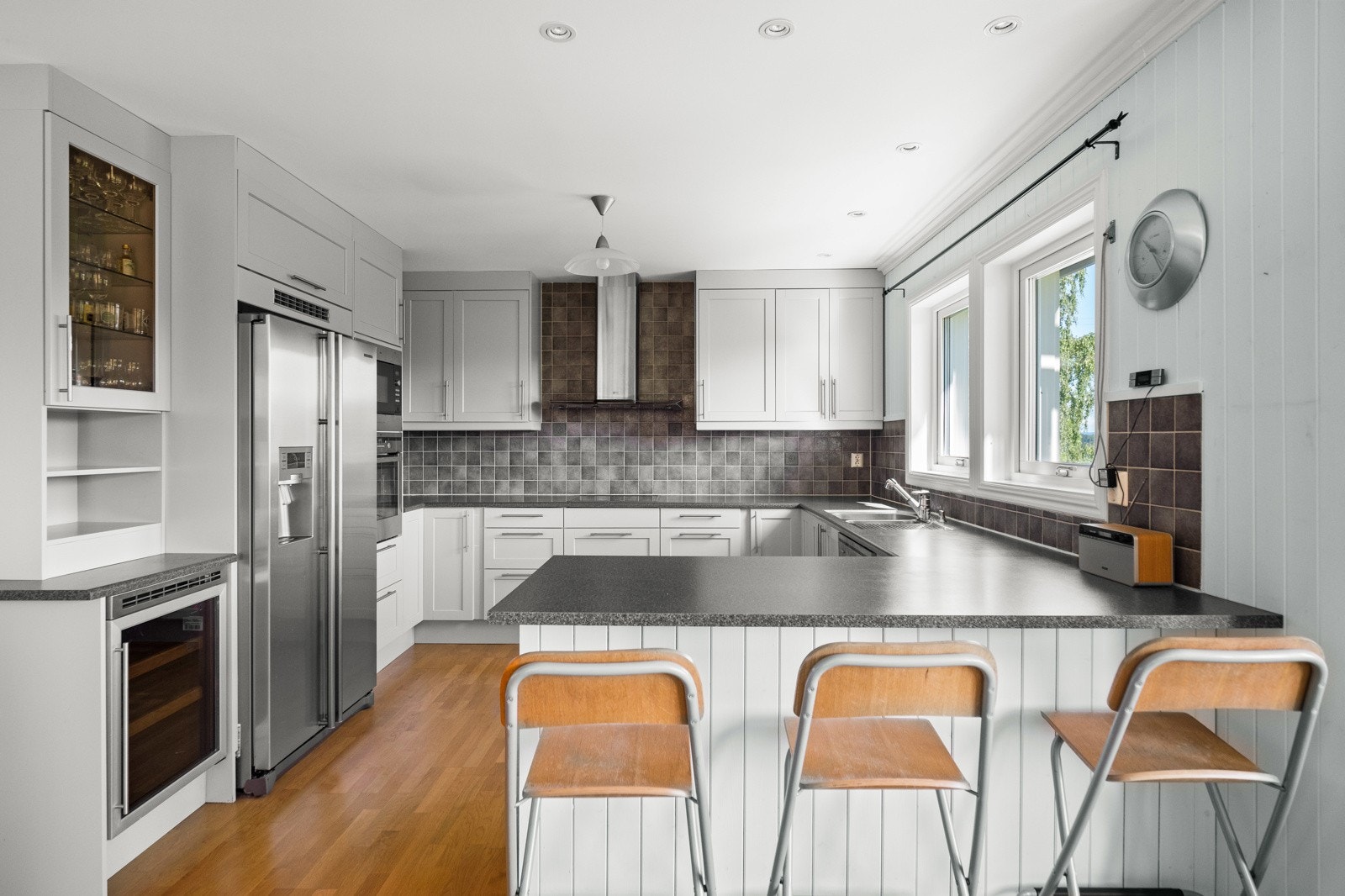 Koselig kjøkken. Barløsning for et kjapt måltid! Galleribilde