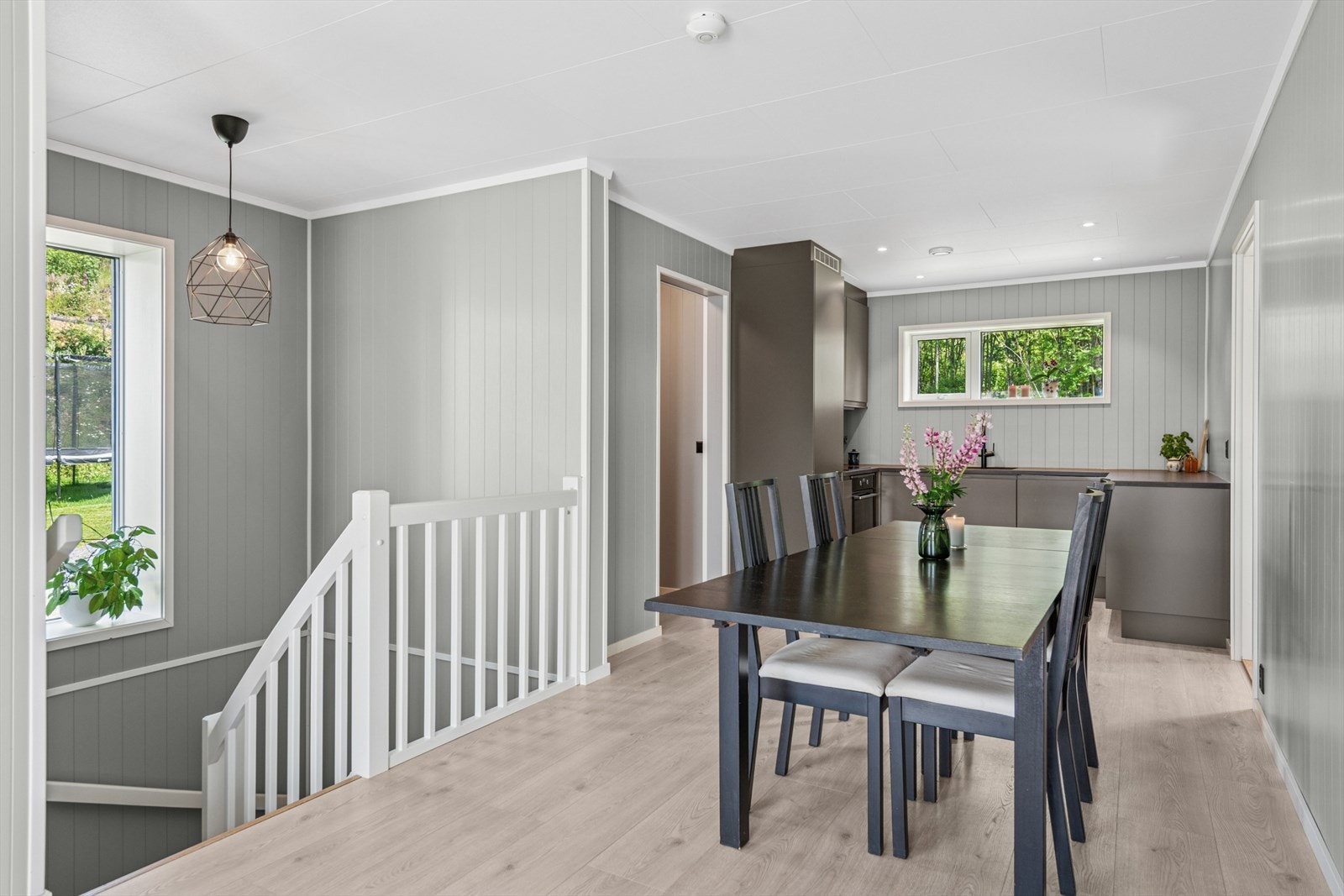 Boligen har gulvvarme i alle rom, med unntak av soverom og bod. Galleribilde