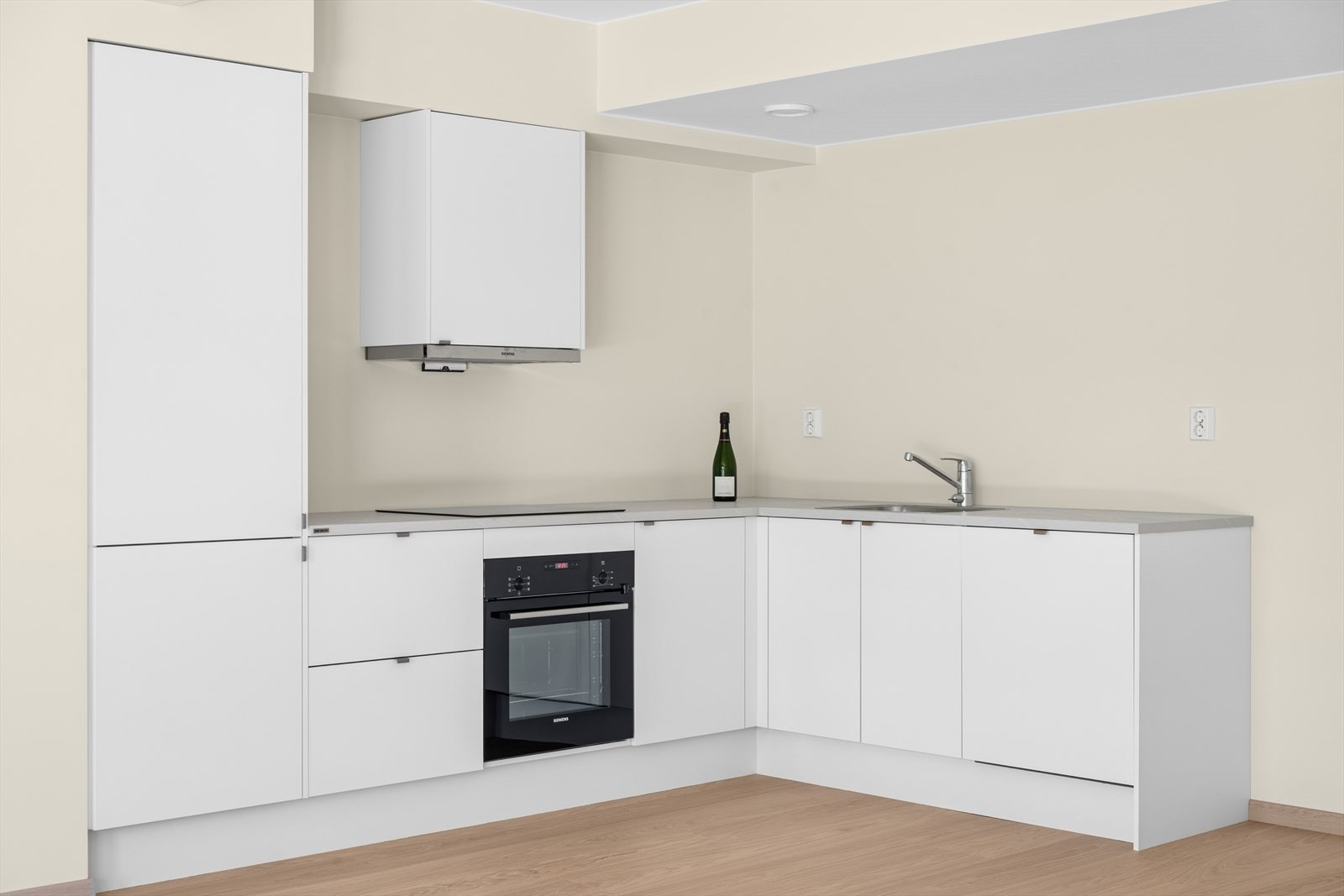 Kjøkken fra Svane med Siemens hvitevarer. Galleribilde