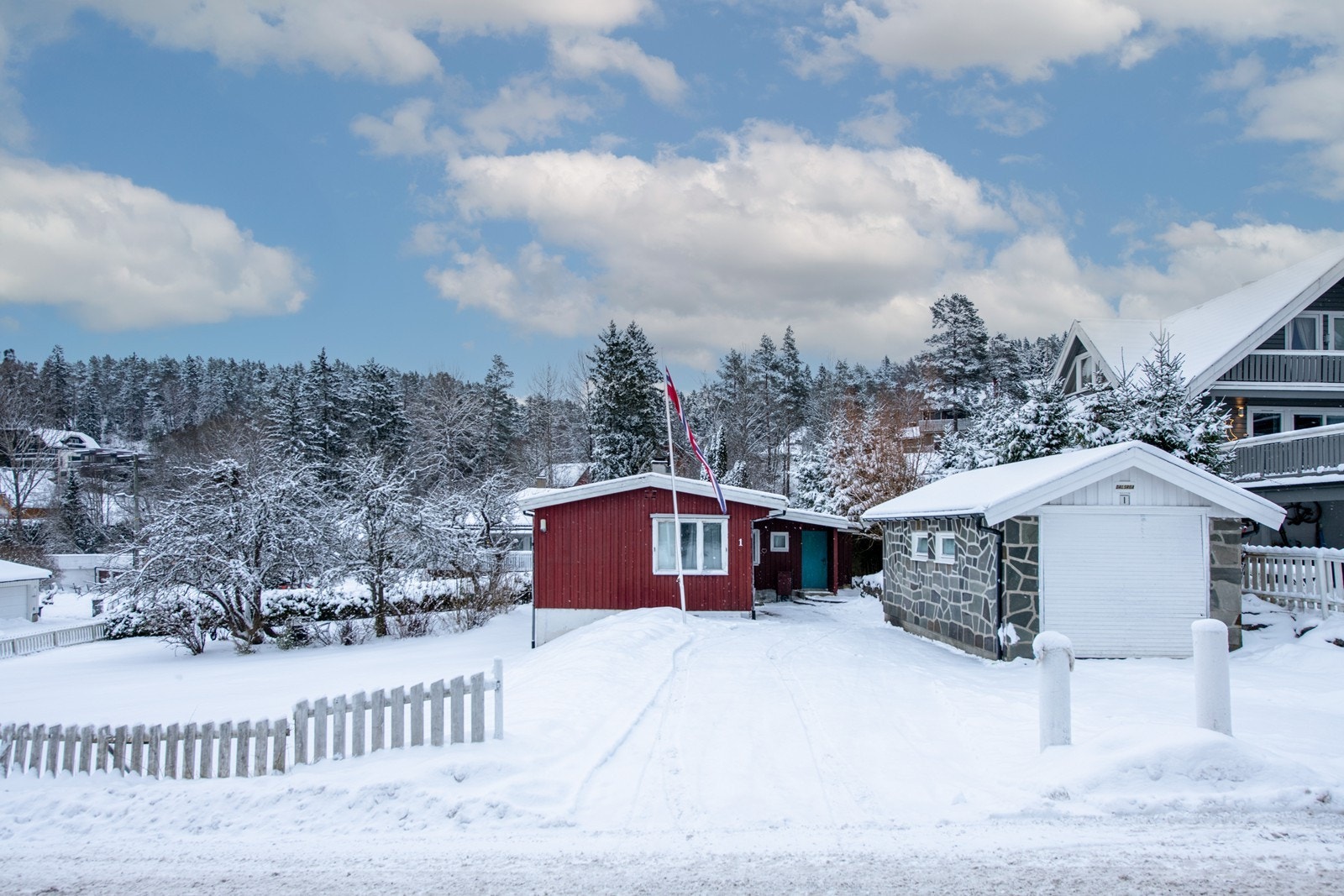 Unik mulighet! Enebolig med hele 1 266 kvm stor og solrik tomt Galleribilde