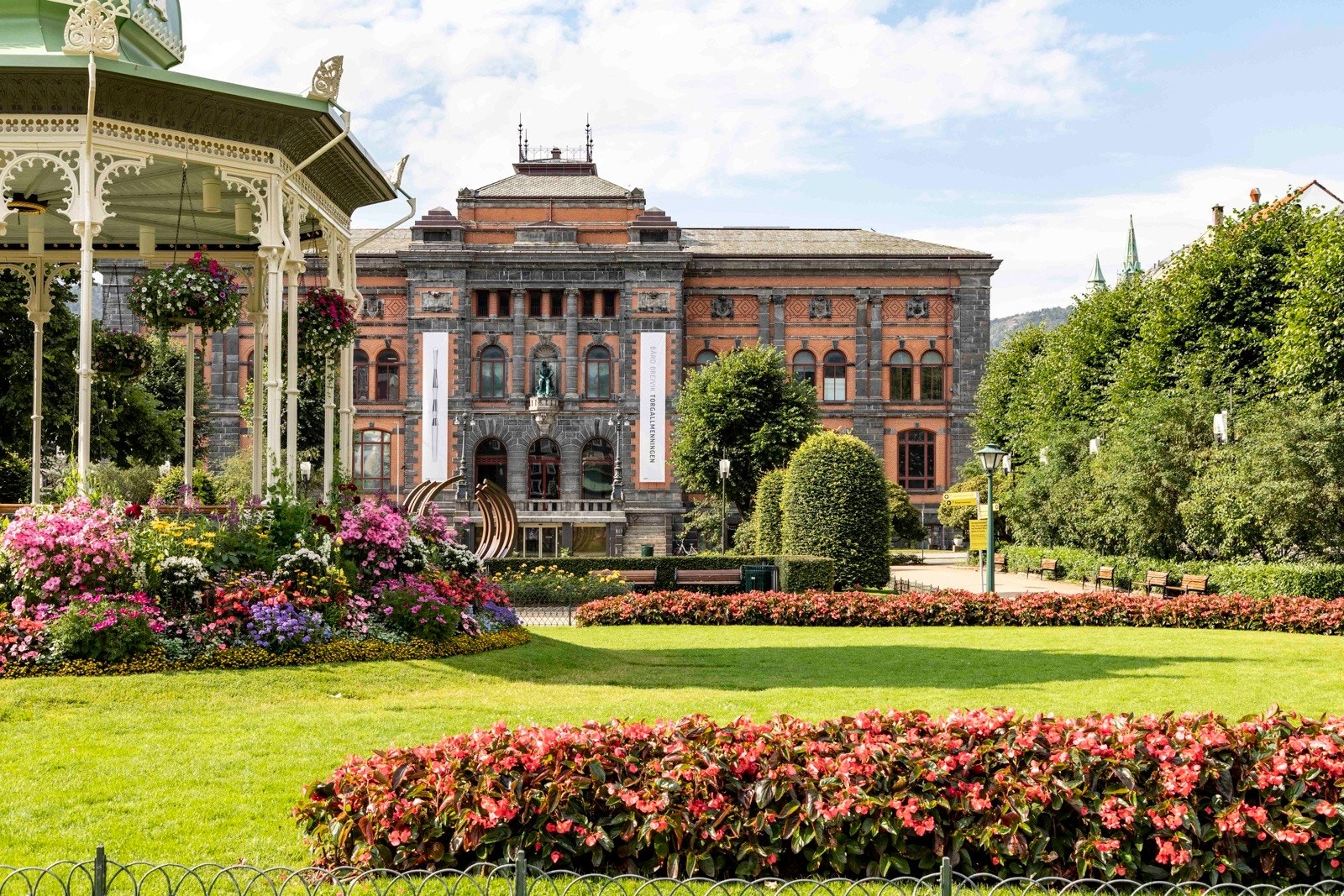 Du får gangavstand til byens kjente og skjulte perler. Hva er du på jakt etter? Galleribilde