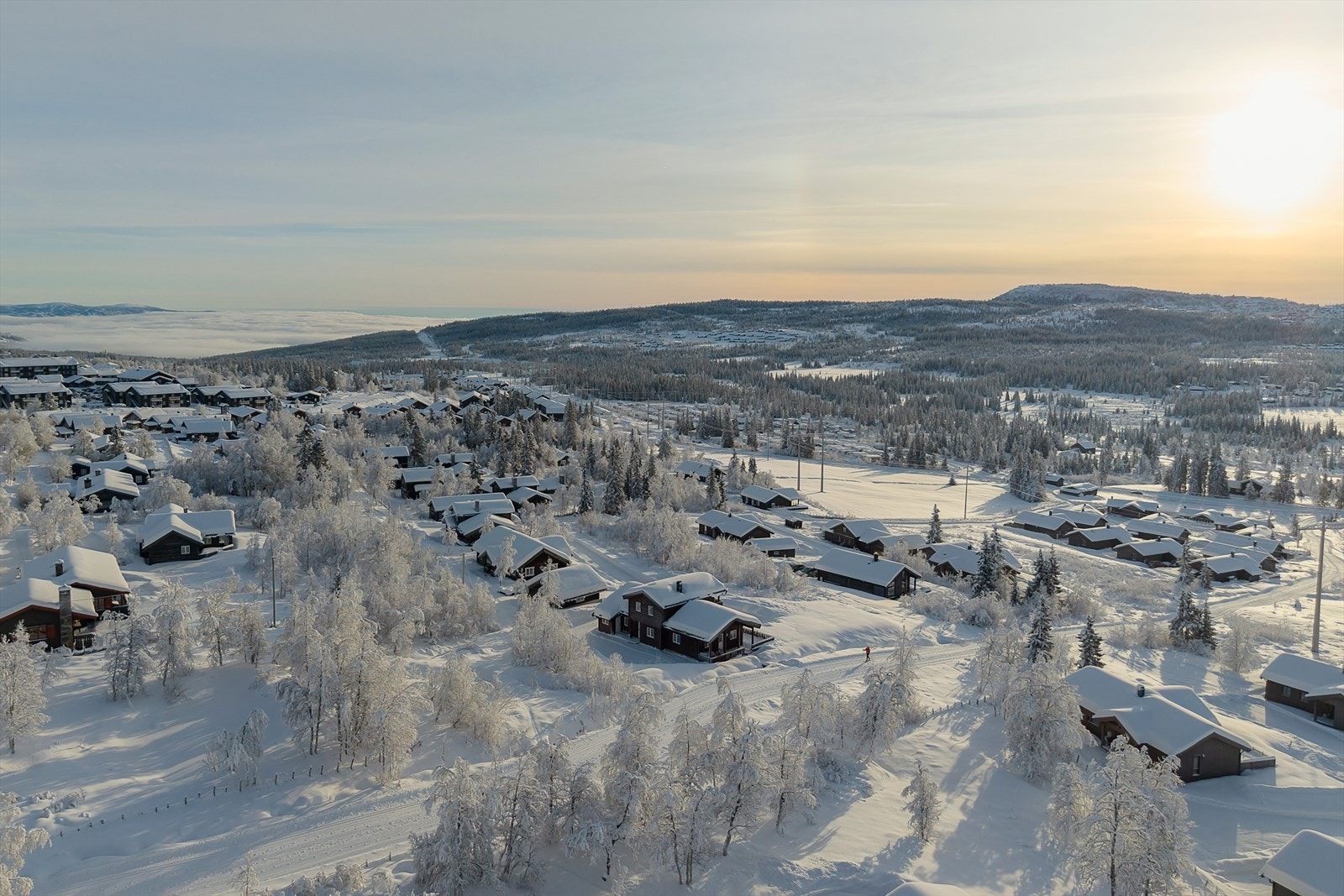 I tillegg til ski, finnes det også akebakke og skøytebane i nærheten for varierte vinteropplevelser. Galleribilde