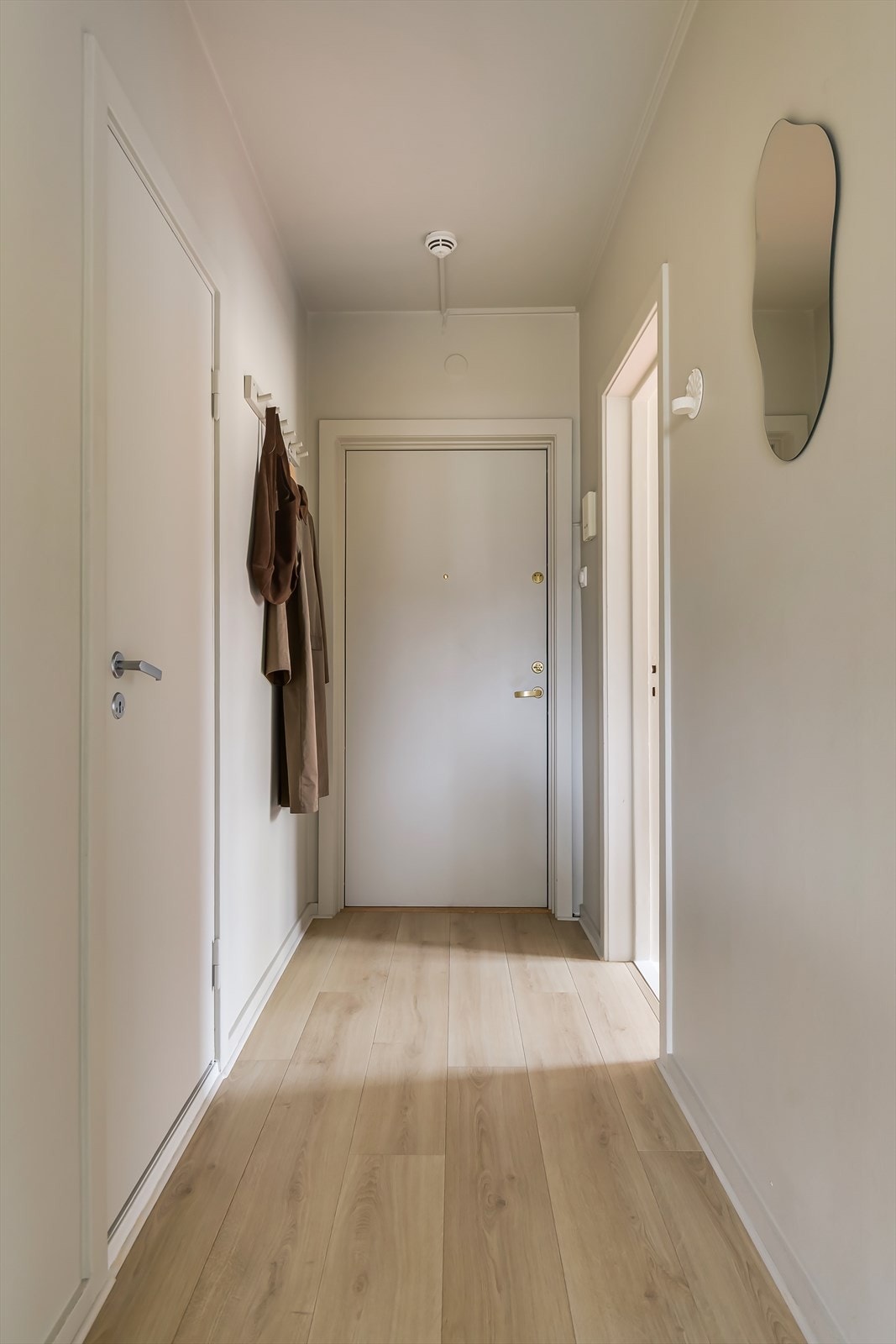 Leiligheten har god lagringsplass og disponerer i tillegg fire eksterne boder Galleribilde