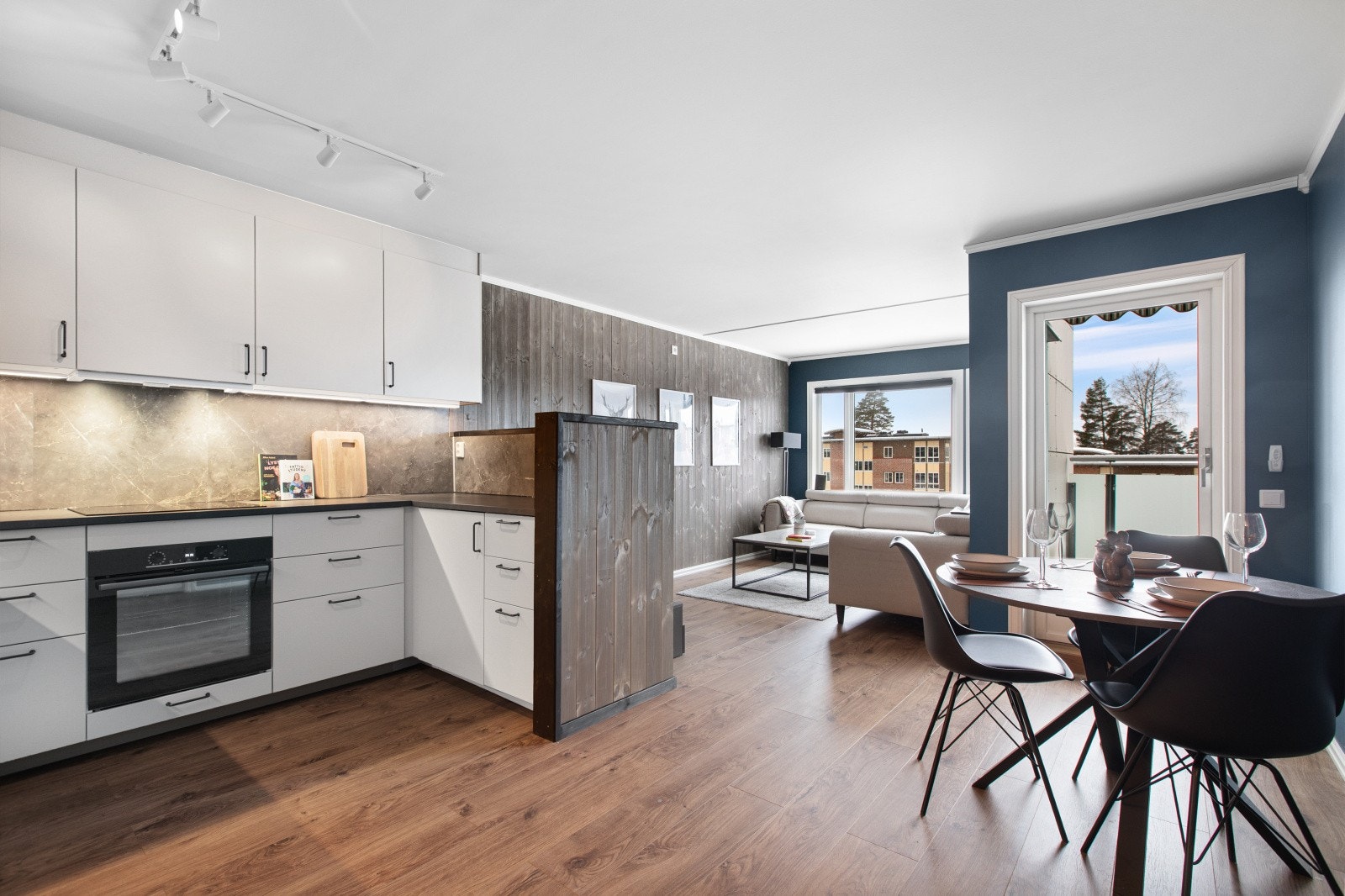 Danizen Navinathas v/DNB Eiendom har gleden av å presentere Manesjen 7! En romslig 2R sentralt på Jessheim! Galleribilde