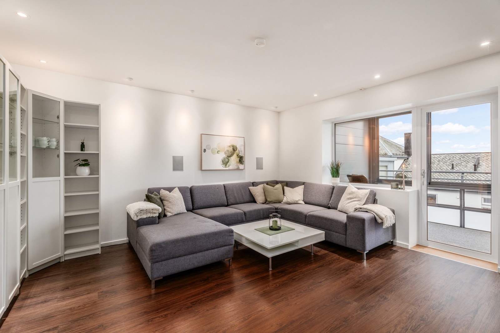 Stuen er av svært god størrelse. Galleribilde