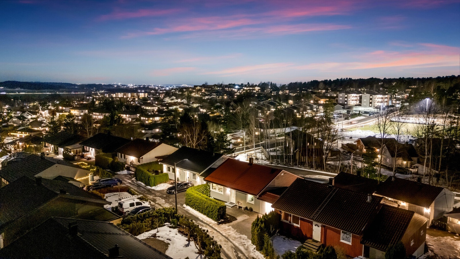 Her bor du med enkel tilgang til både hverdagslige servicetilbud og fritidsaktiviteter. Galleribilde