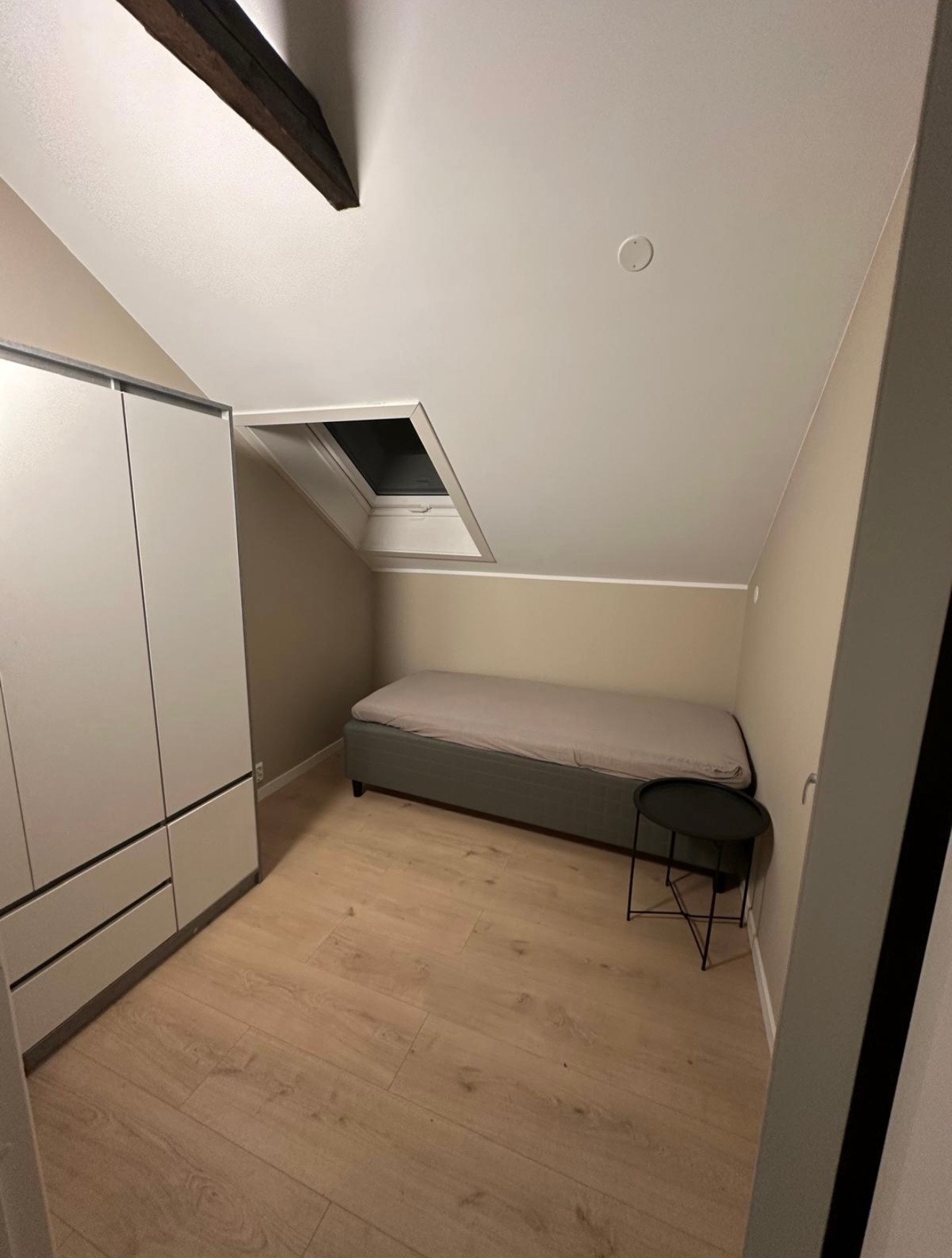 Sove rom 1 Galleribilde