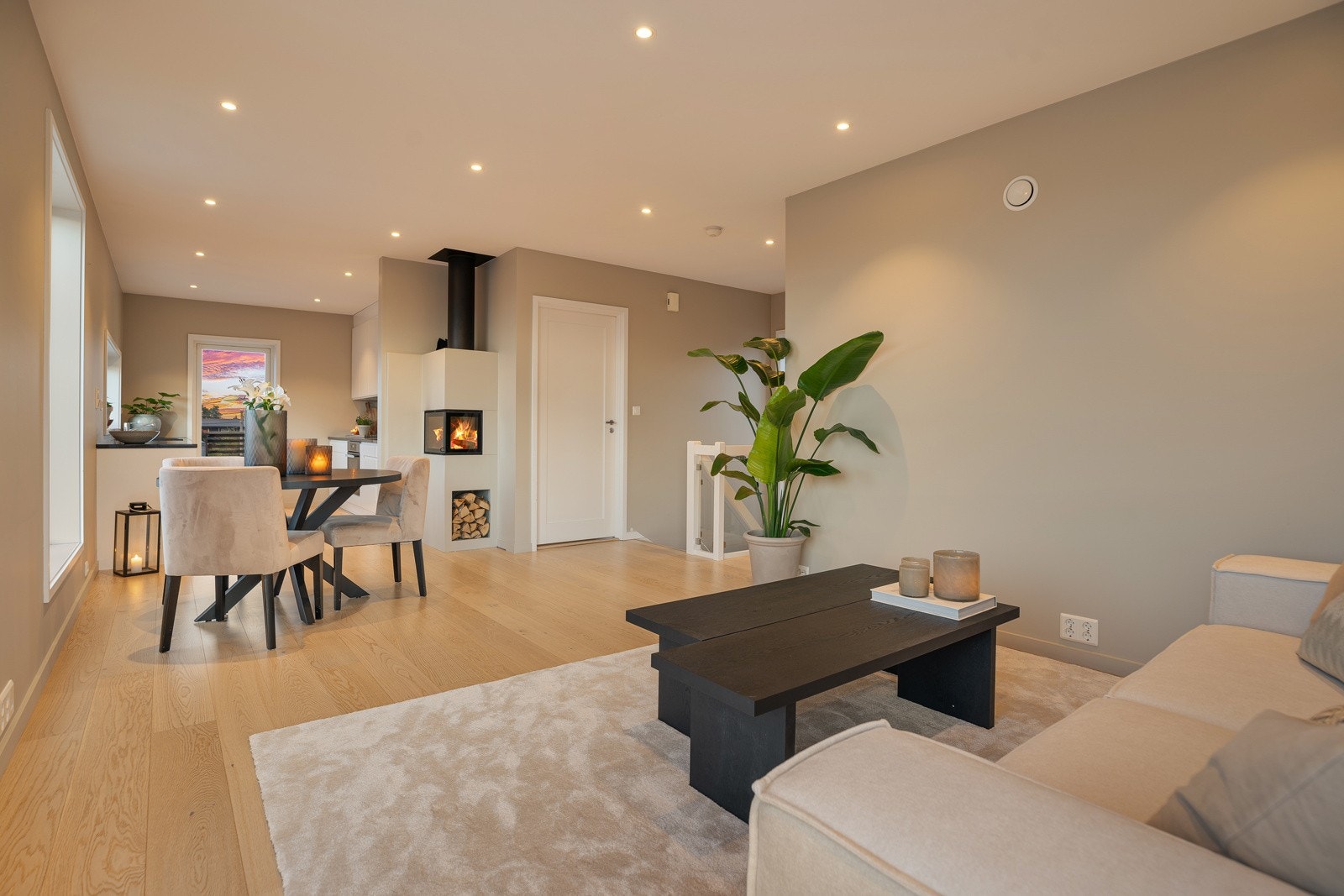 Boligen har en praktisk planløsning og er et godt alternativ til leilighet Galleribilde