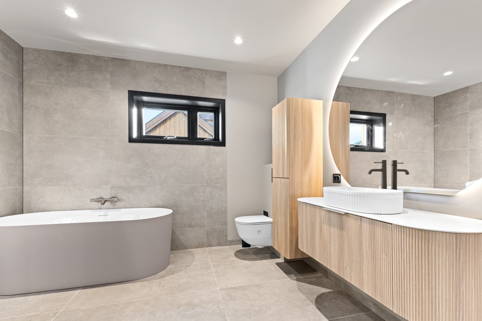 Bad 1. etasje Galleribilde