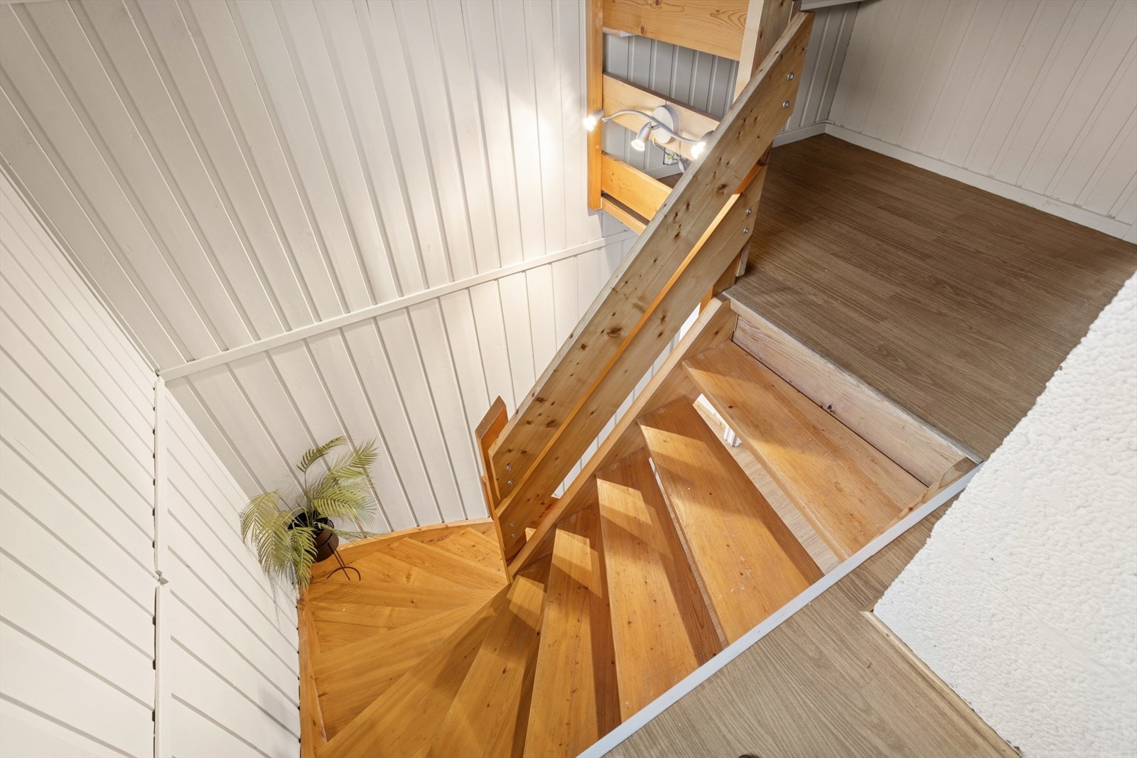 Trappeoppgang - loft. Galleribilde