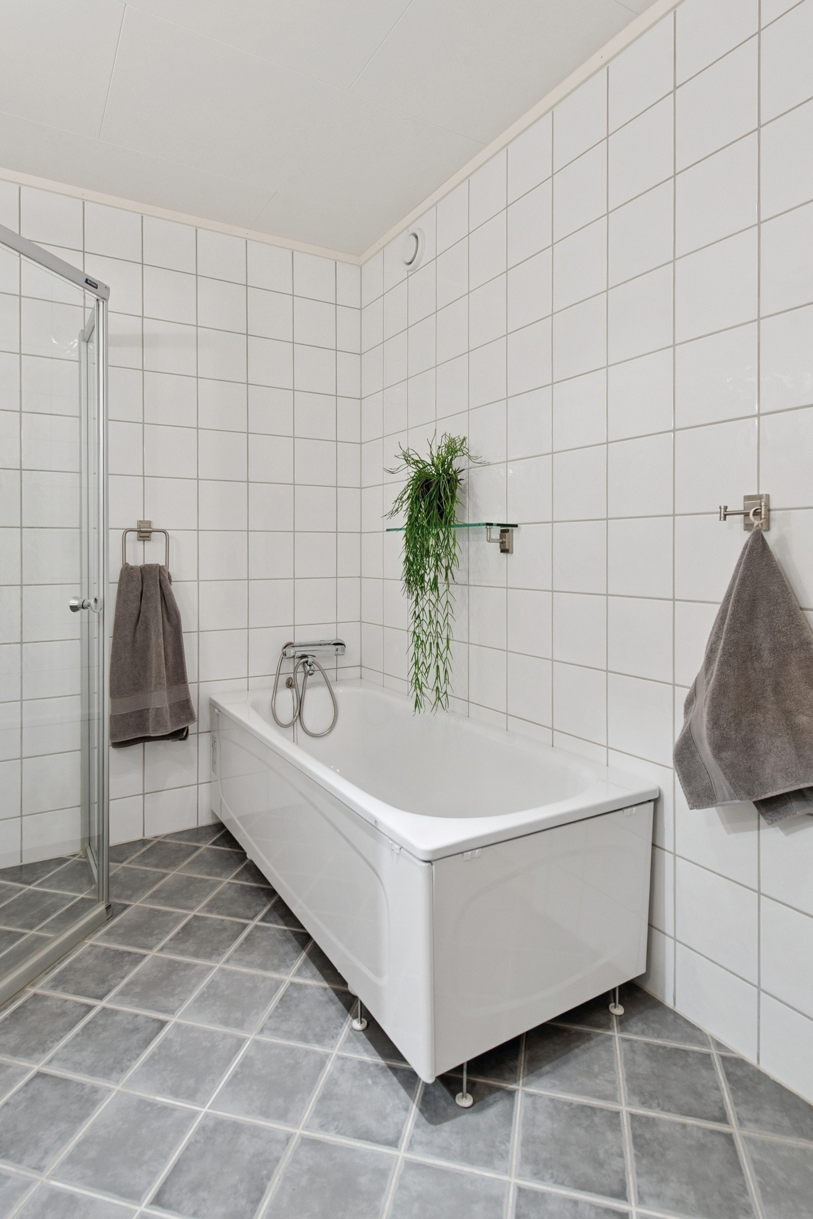 Badet har gulvvarme. Galleribilde