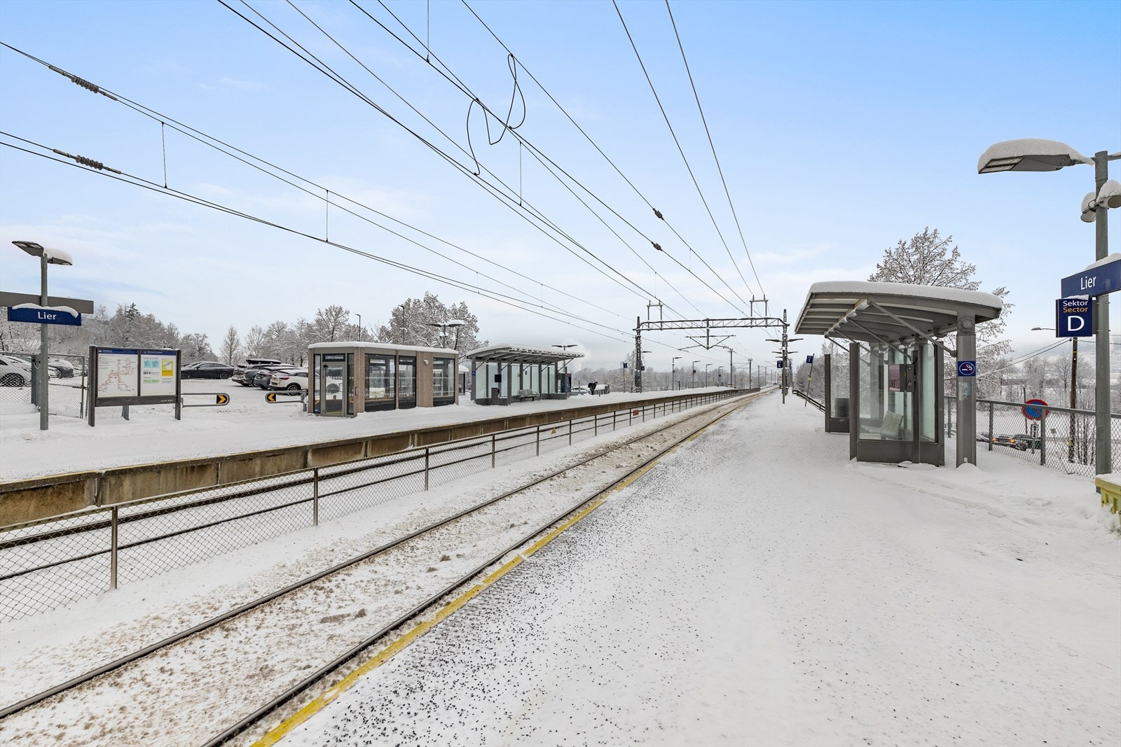 Det er ca. 400 meter ned til Lier togstasjon med god korrespondanse til Oslo/Asker og Drammen. Foto: ImageDay. Galleribilde