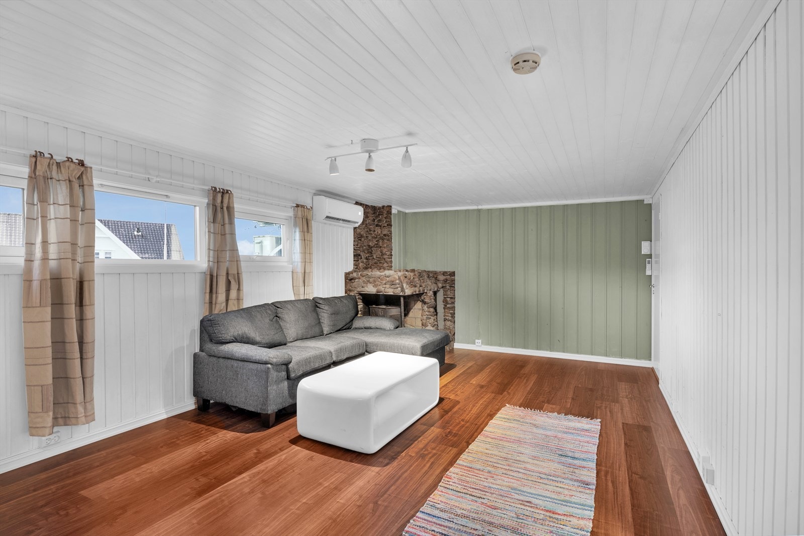 Kjellerstue - praktisk stue nr. 2 Galleribilde