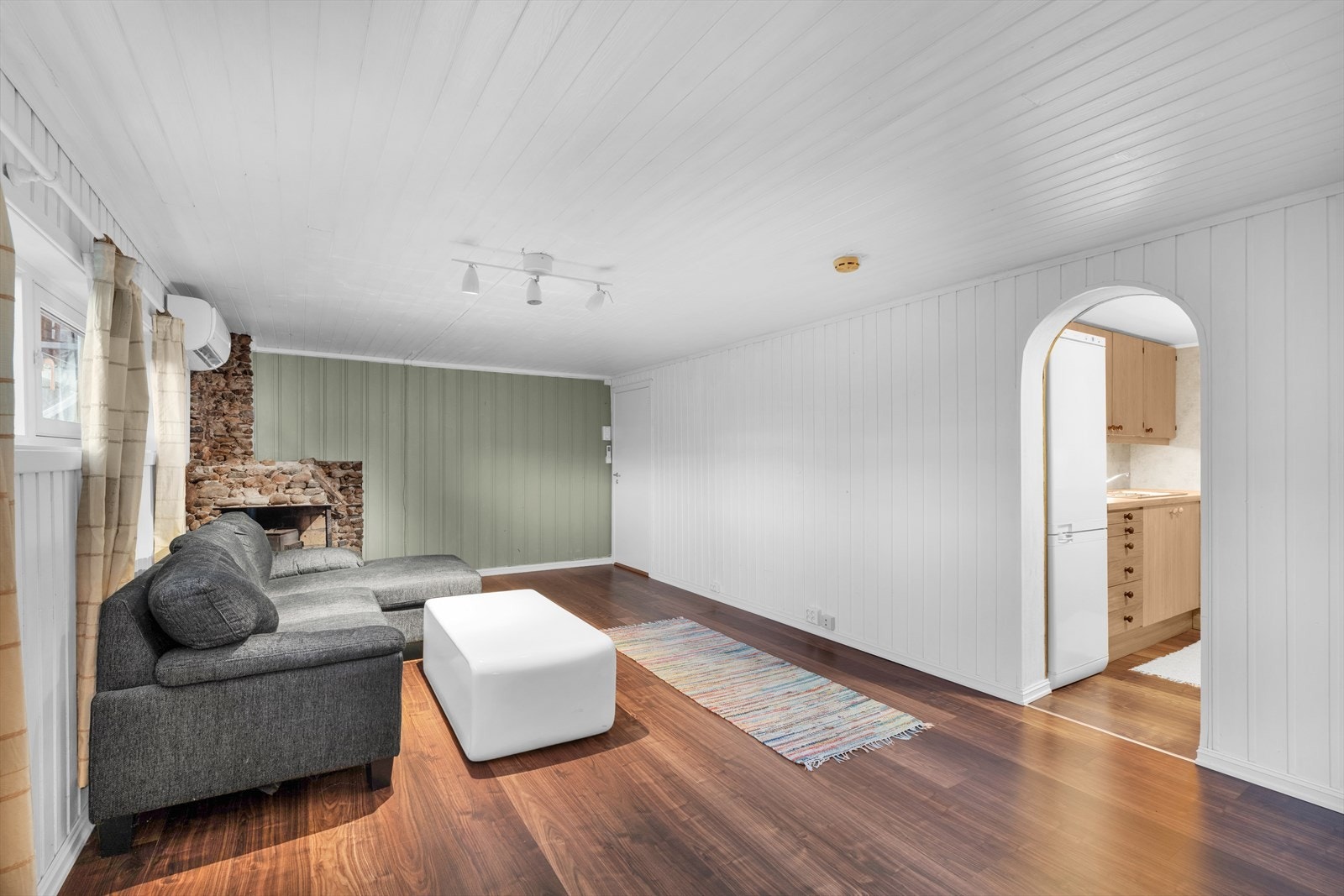 Kjellerstue Galleribilde