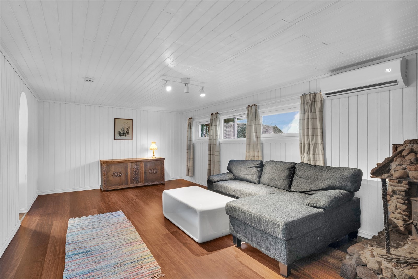 Kjellerstue - denne etasjen har også egen inngang Galleribilde