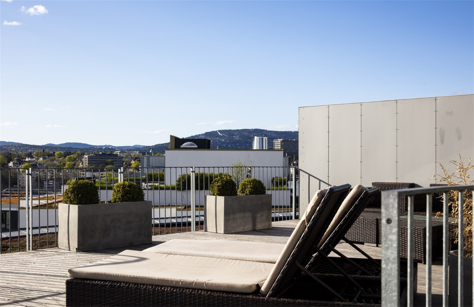 Her kan solen nytes fra soloppgang til solnedgang. Galleribilde