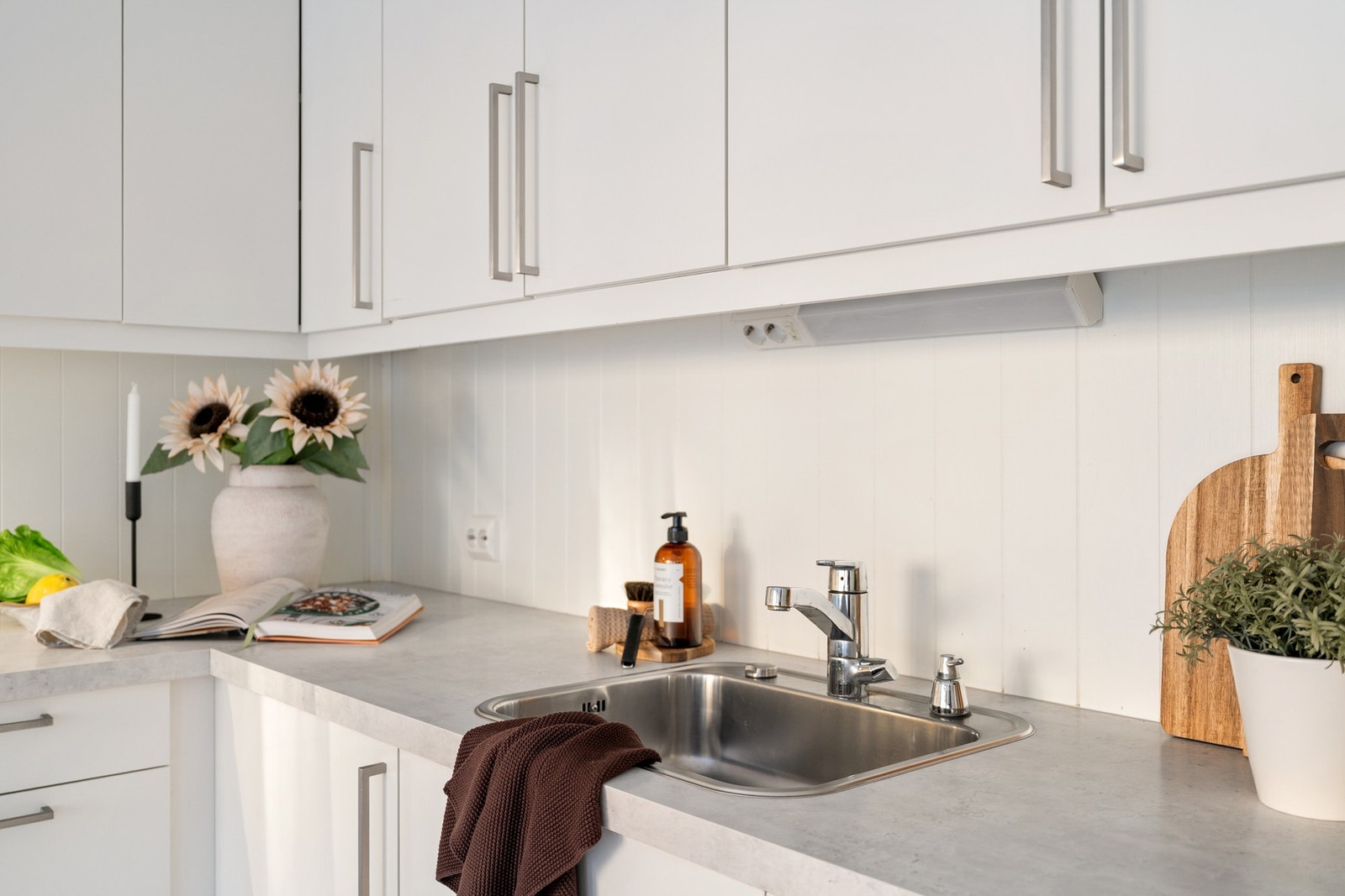 Rikelig med skapplass. Galleribilde