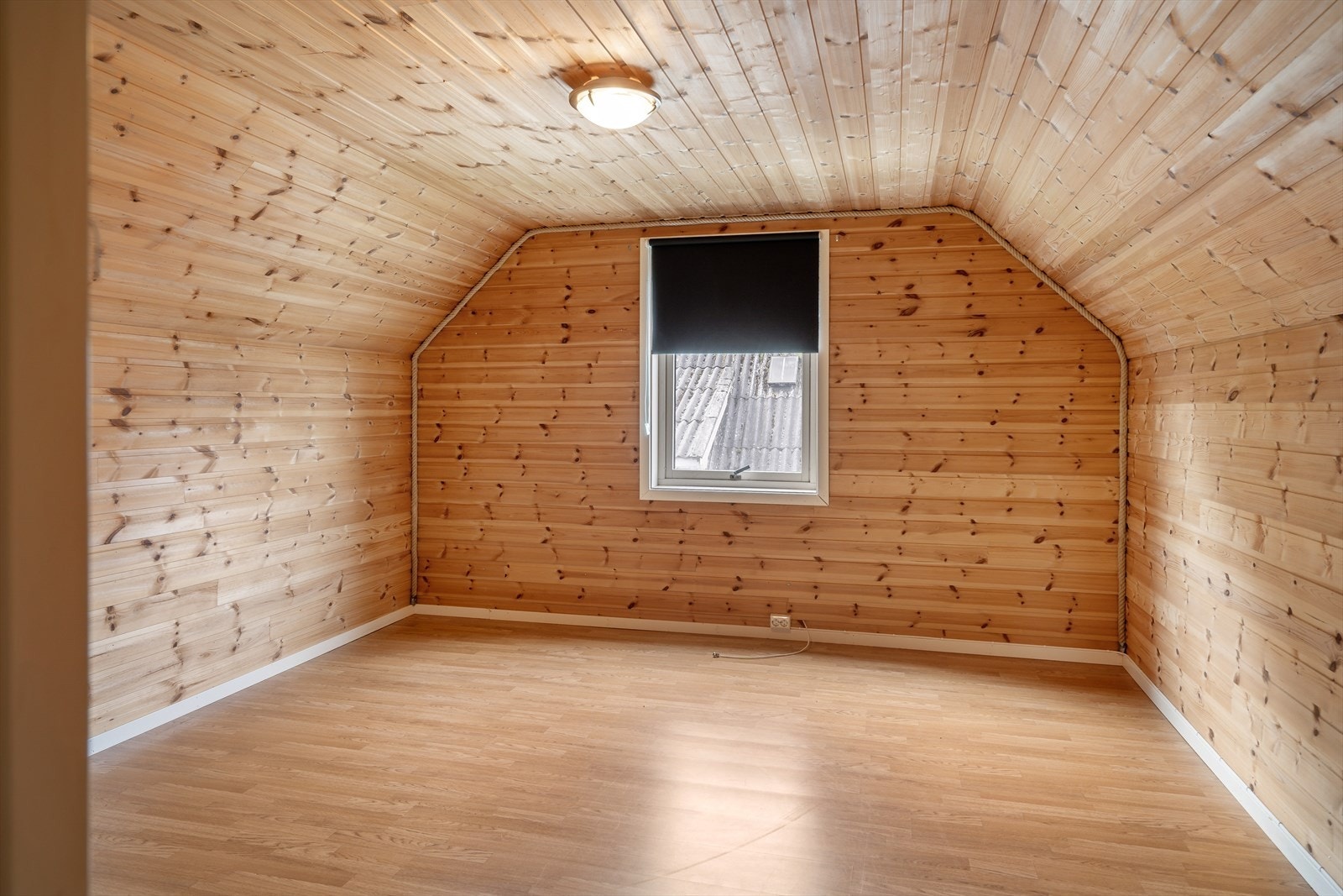 Leil. 2 - Loftstue/disponibelt rom. Galleribilde