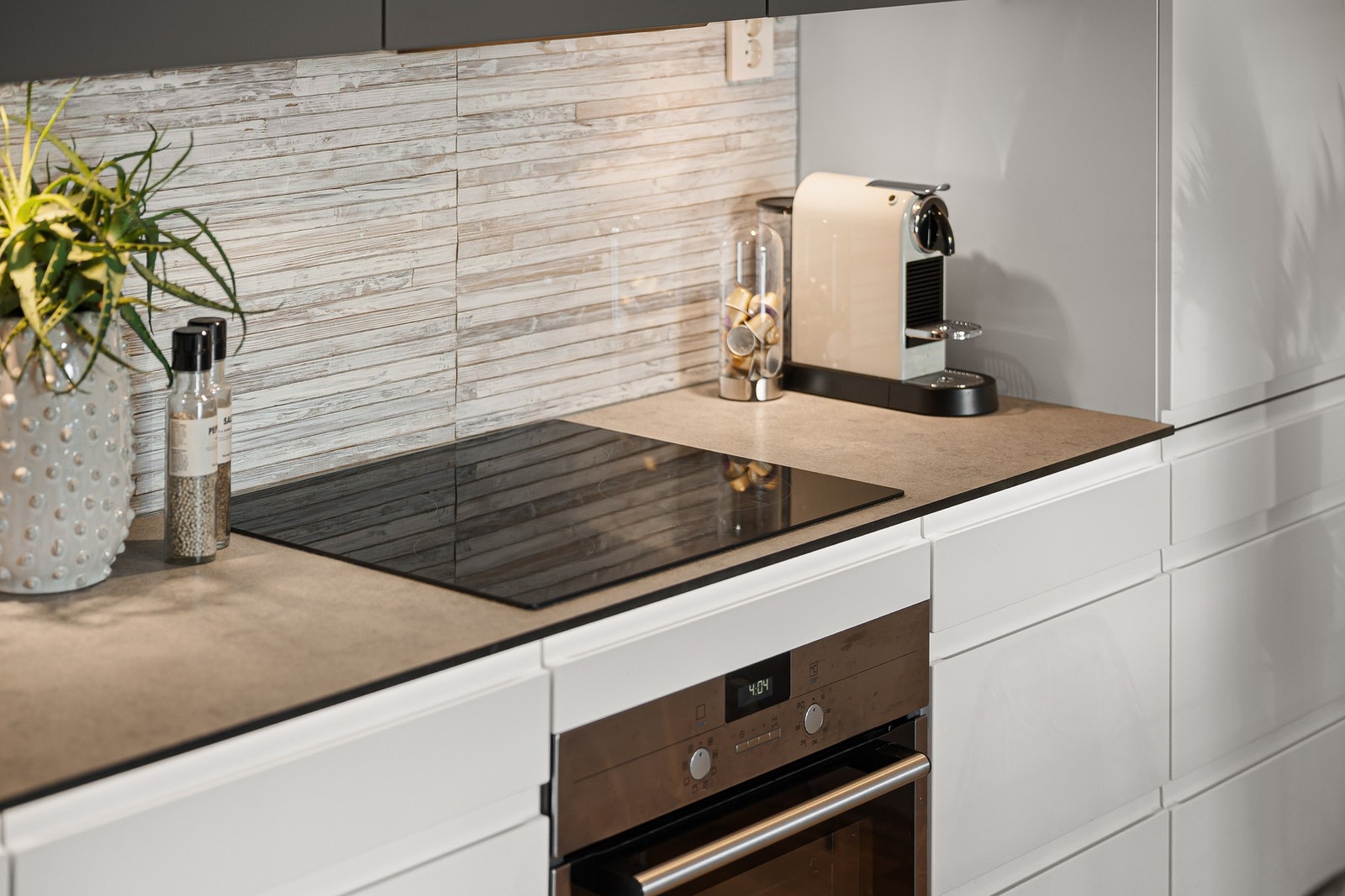 Oppgradert benkeplate gir et eksklusivt utrykk. Galleribilde